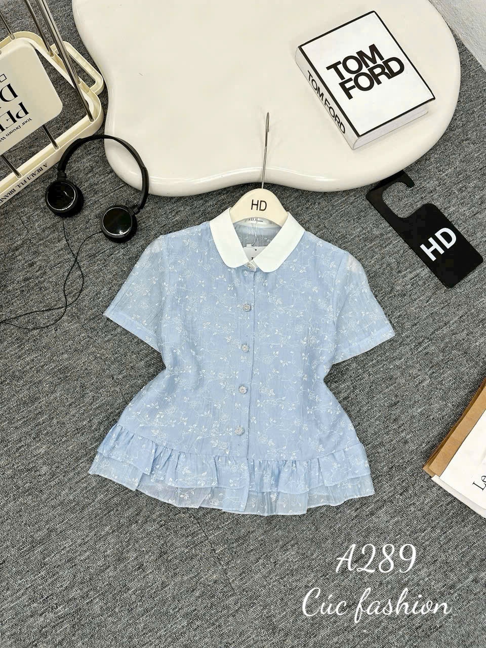 A289 Áo sơ mi chấm bi phối bèo