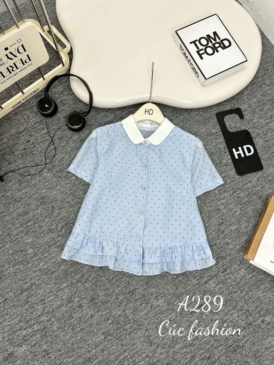 A289 Áo sơ mi chấm bi phối bèo