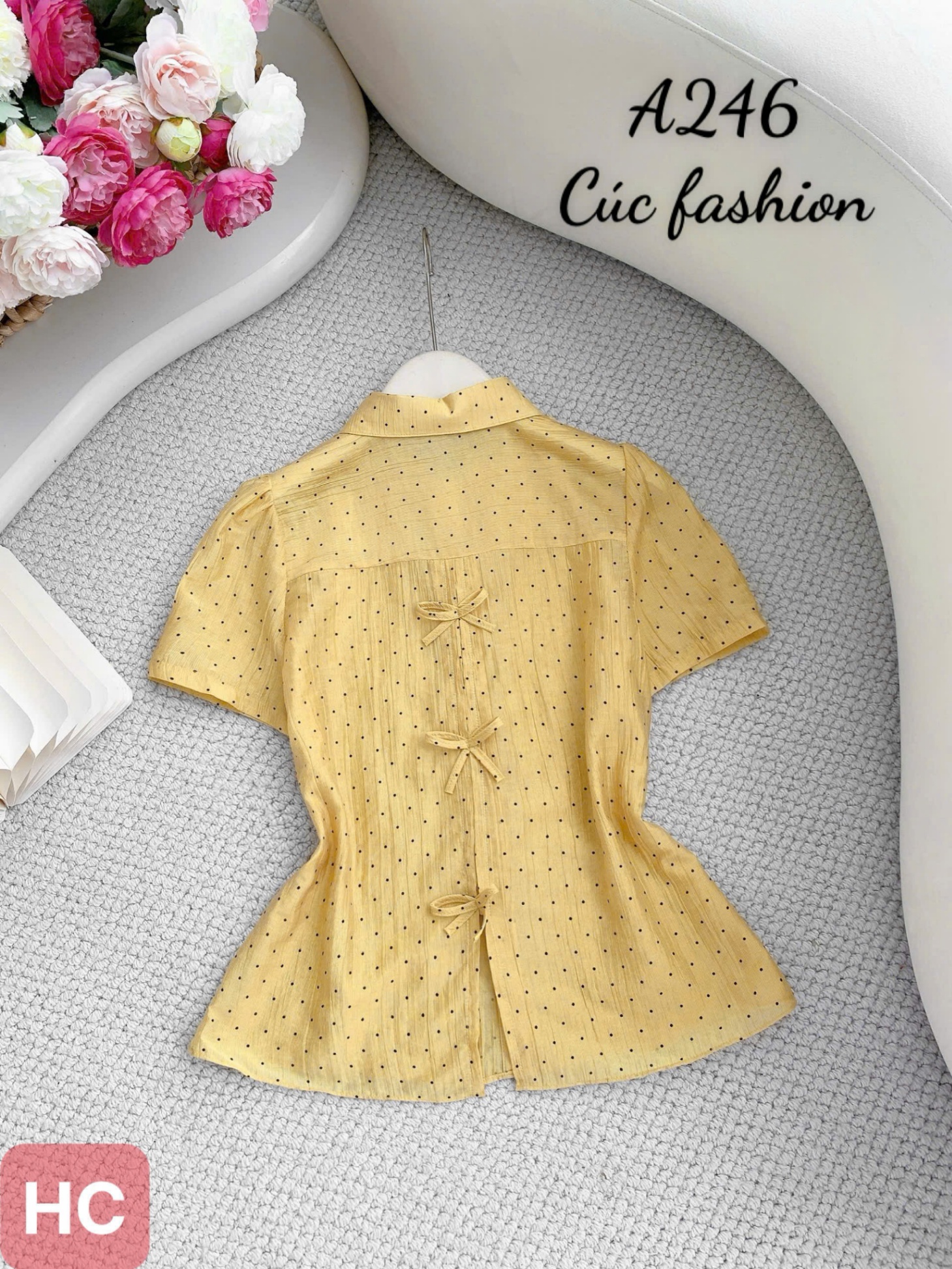 A246 Áo sơ mi nơ cổ họa tiết chấm bi