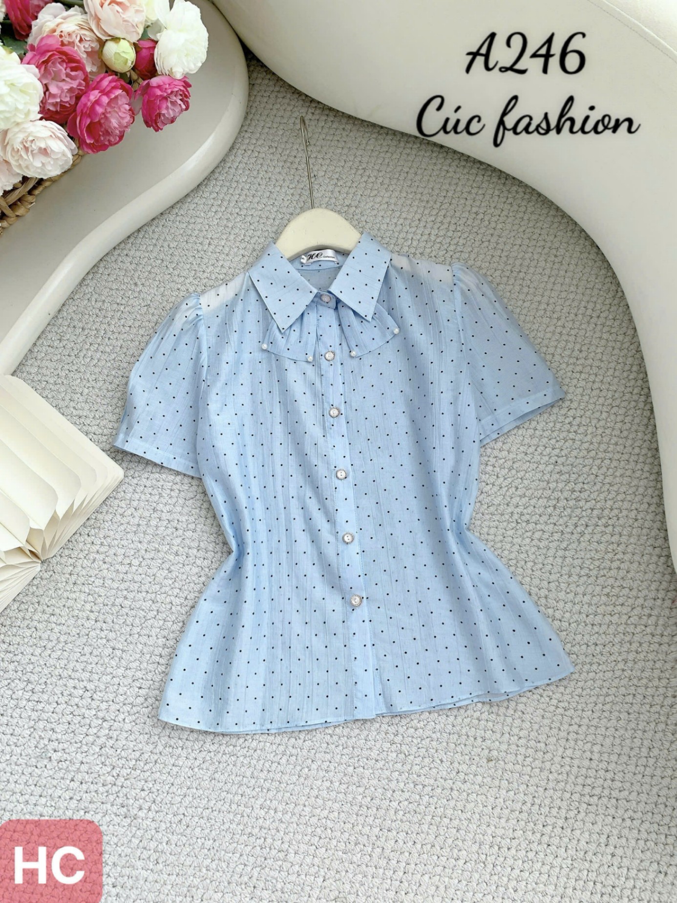 A246 Áo sơ mi nơ cổ họa tiết chấm bi