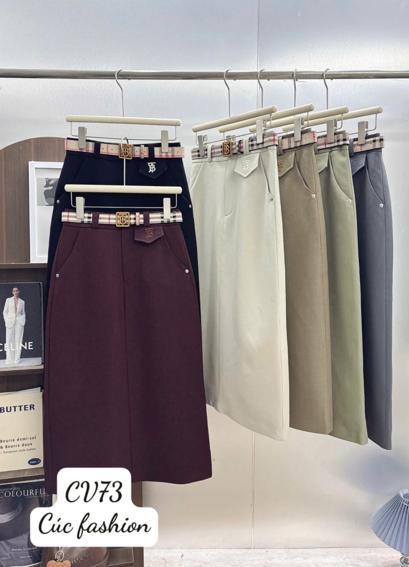 CV73 Chân váy QCCC kèm belt da