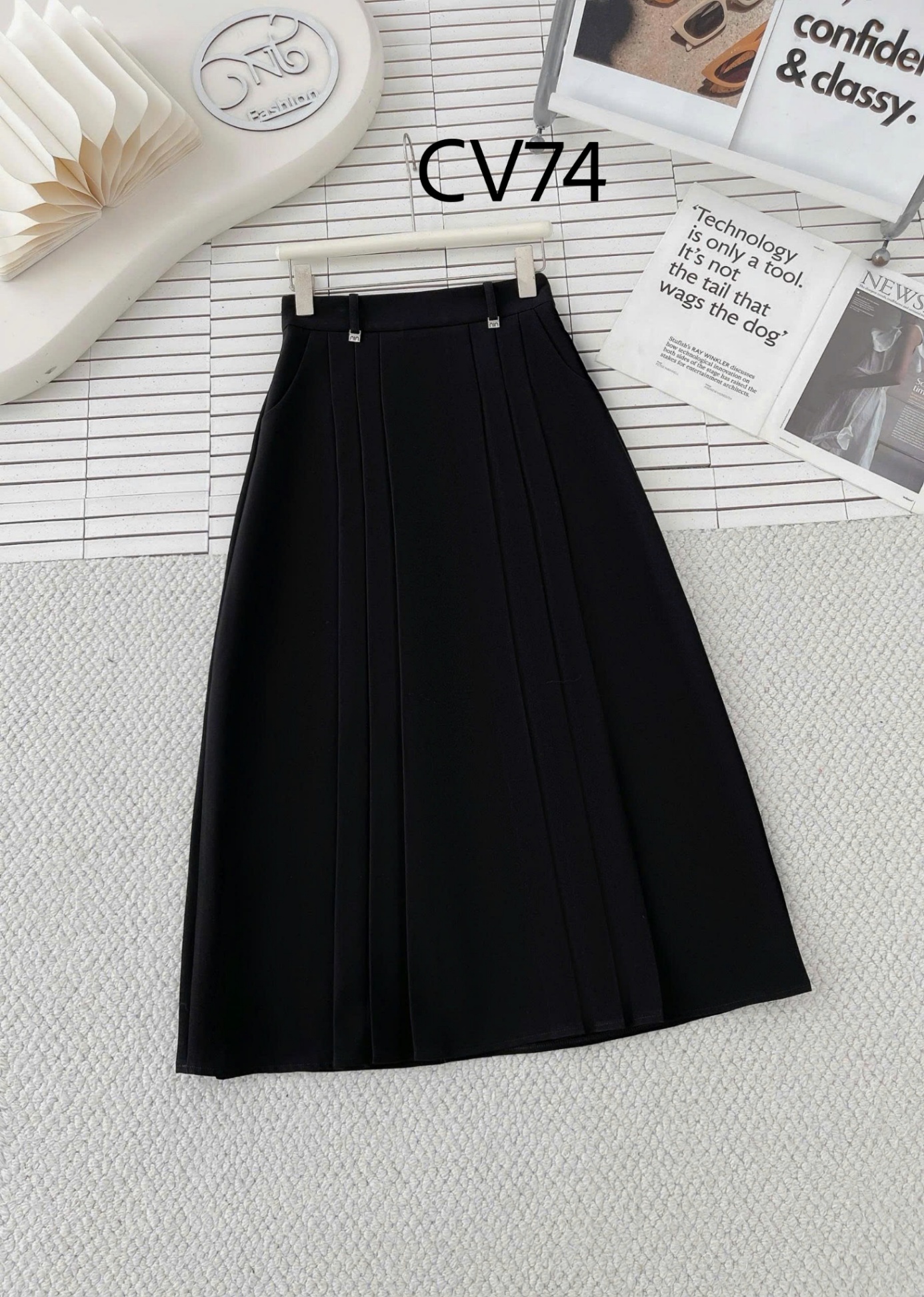 CV74 Chân váy dài xếp ly