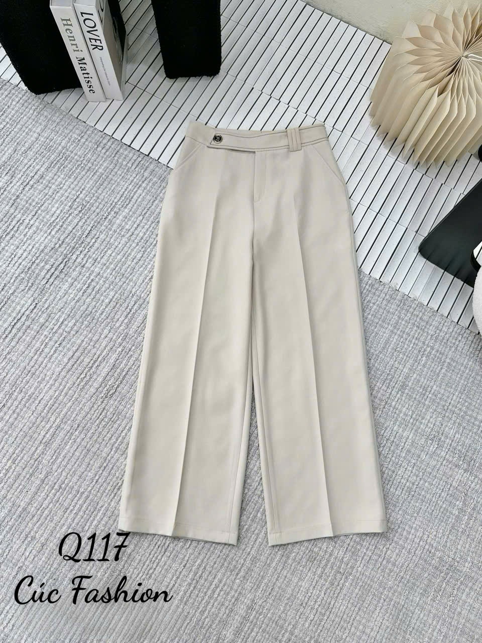 Q117 Quần xuông cạp vát đính B