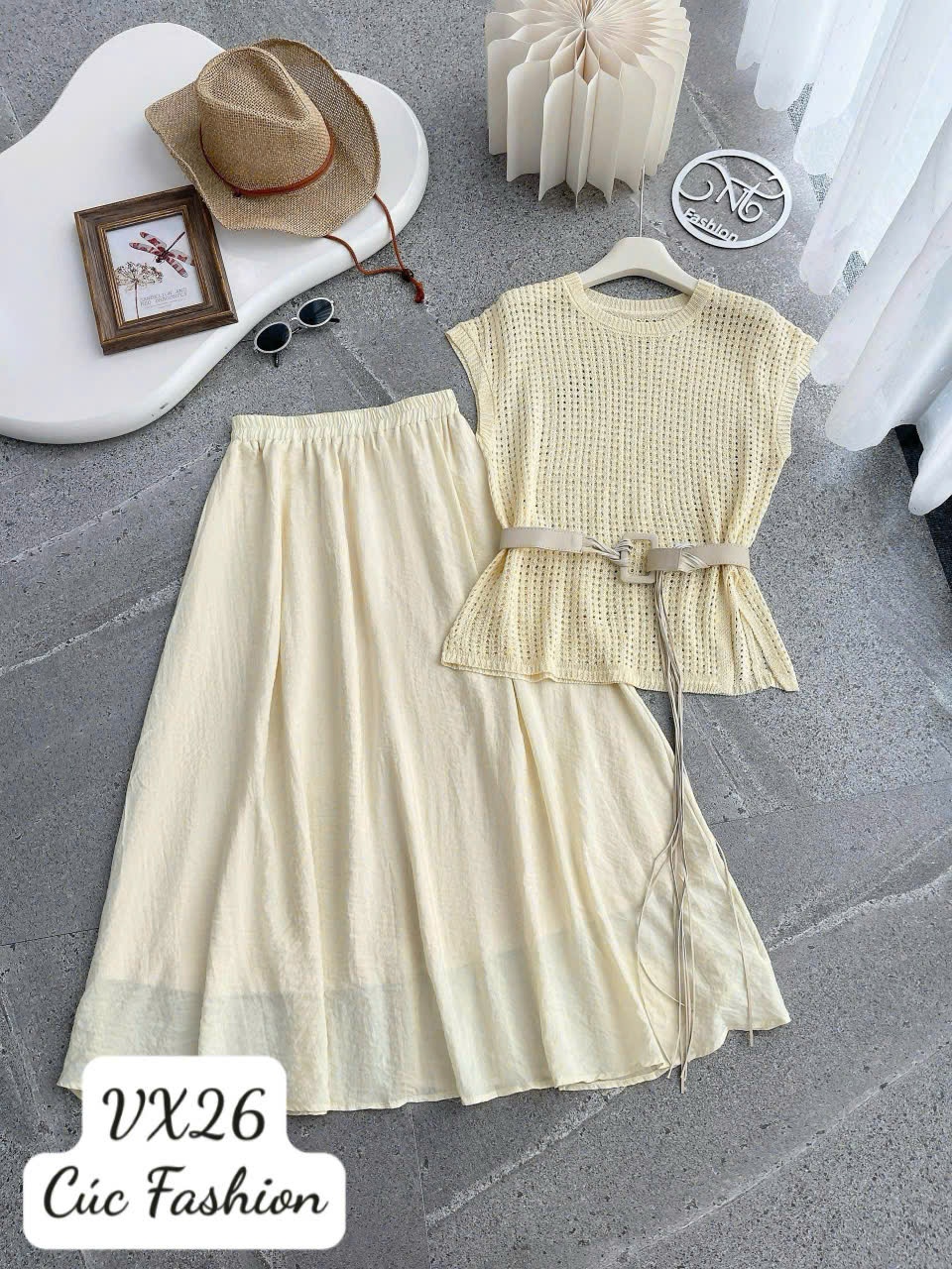 VX26 Set váy kèm áo dệt lỗ