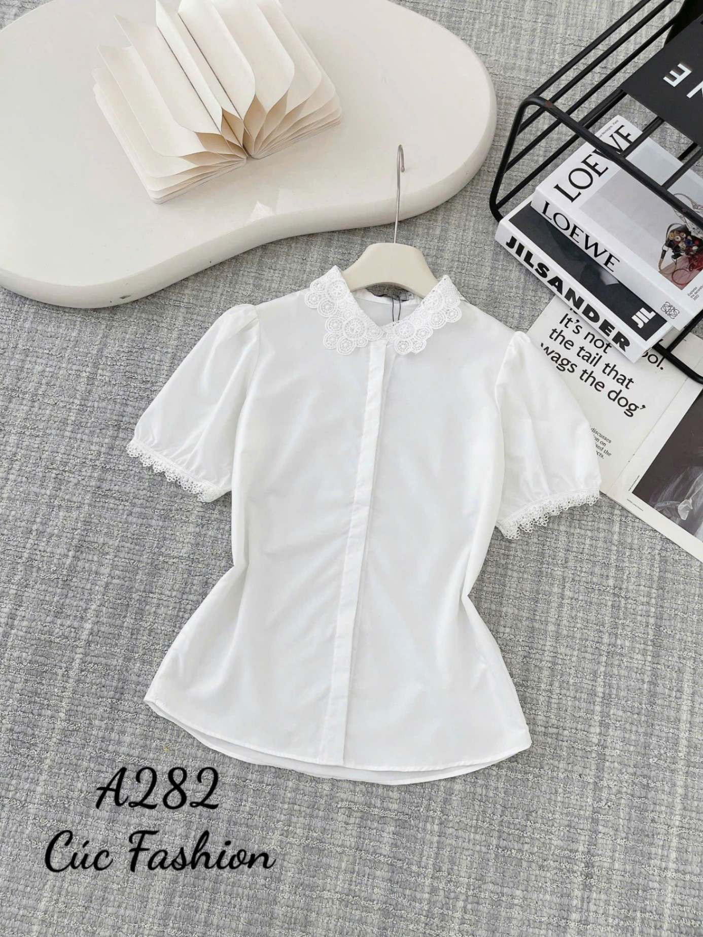 A282 Áo sơ mi cổ ren tròn