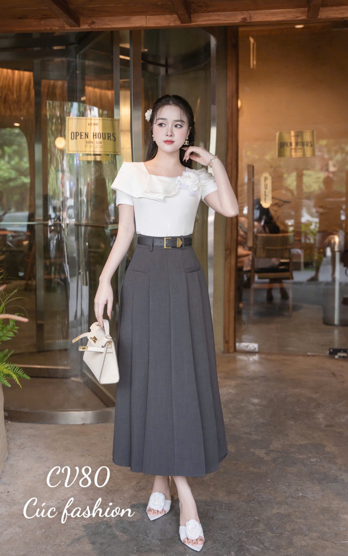 CV80 Chân váy xếp ly túi cơi