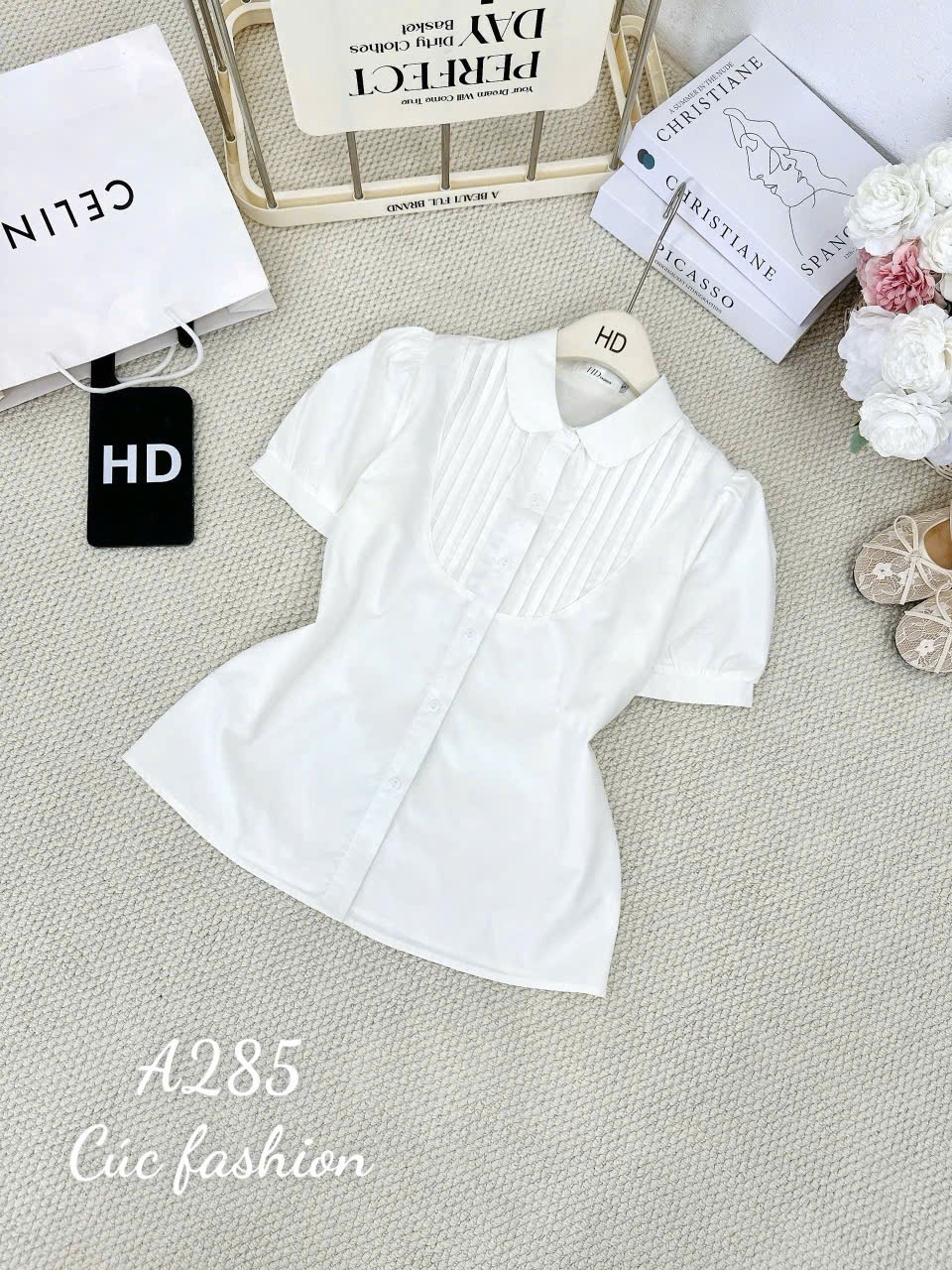 A285 Áo sơ mi cổ sen xếp ly