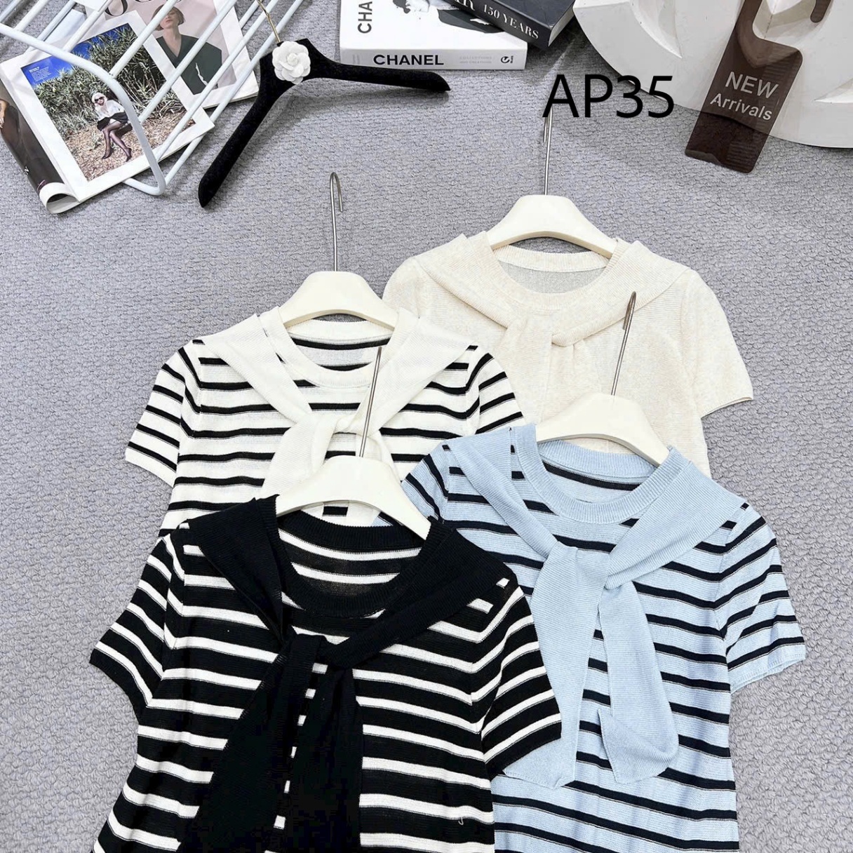 AP35 Áo len mongtoghi cộc tay kem khăn