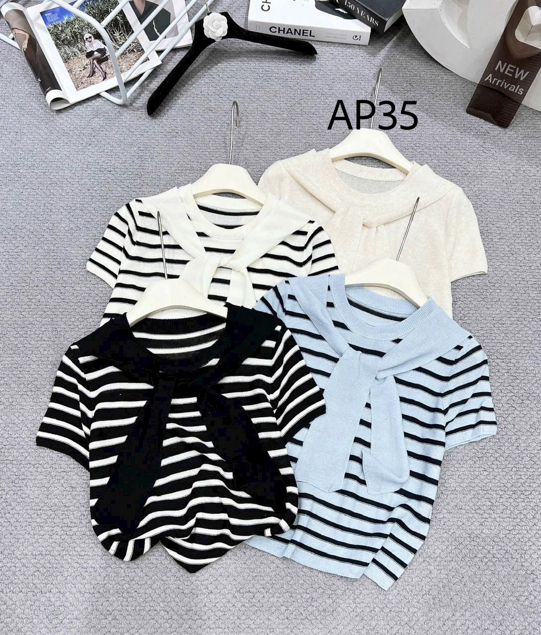 AP35 Áo len mongtoghi cộc tay kem khăn
