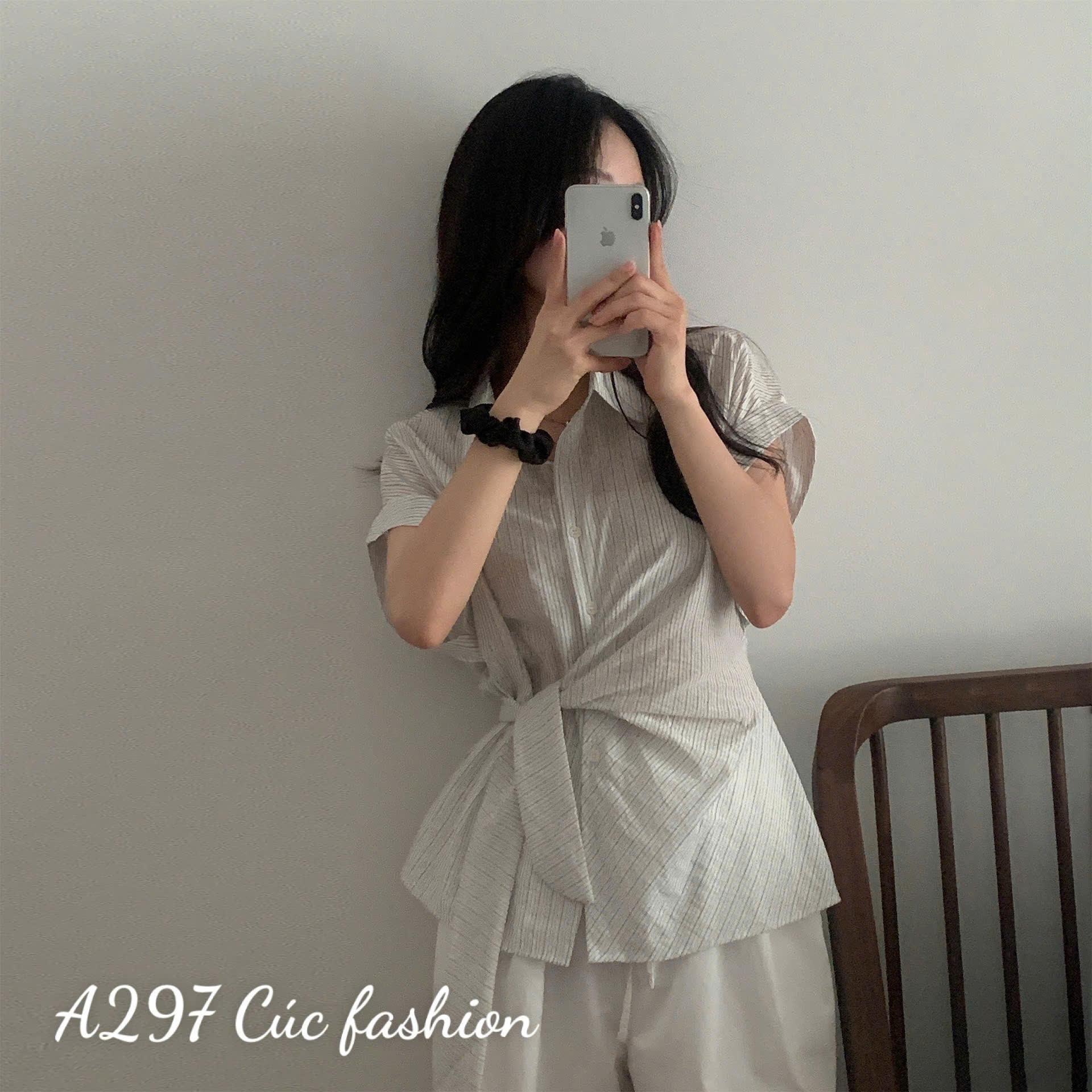 A297 Áo sơ mi kẻ nơ thắt