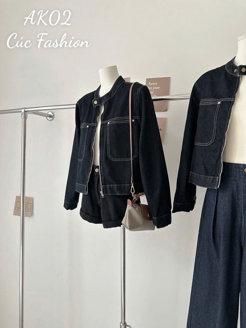 AK02 Áo khoác jeans cổ tròn