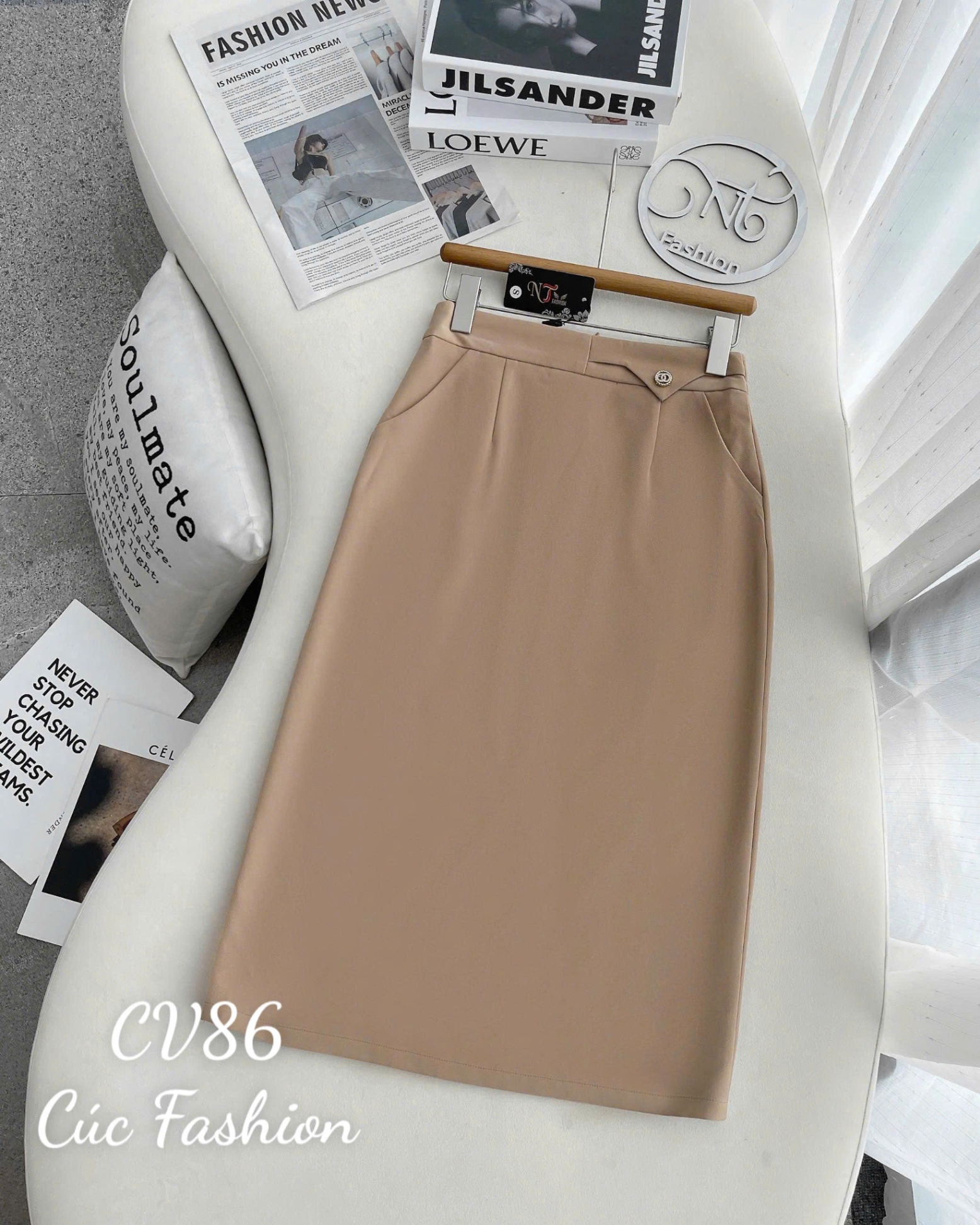 Cv86 Chân váy cạp tam giác 71cm