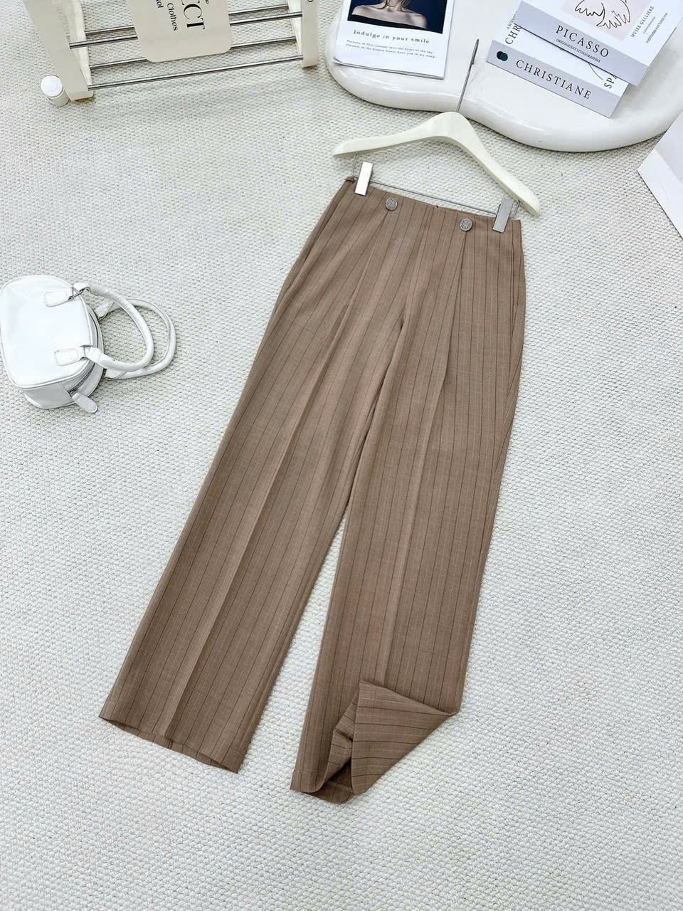 Q123 Quần xuông kẻ sọc 2 cúc