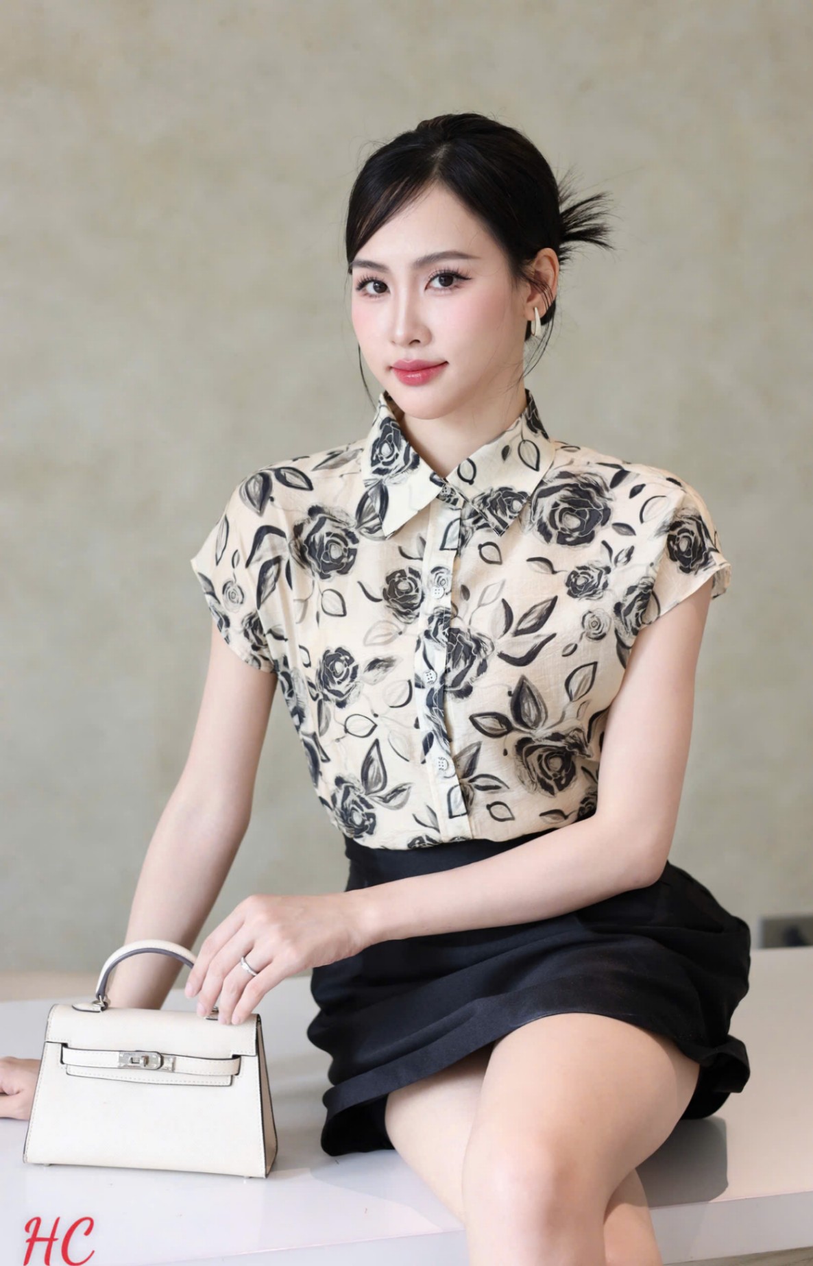A198 Áo sơ mi hoa tay hến