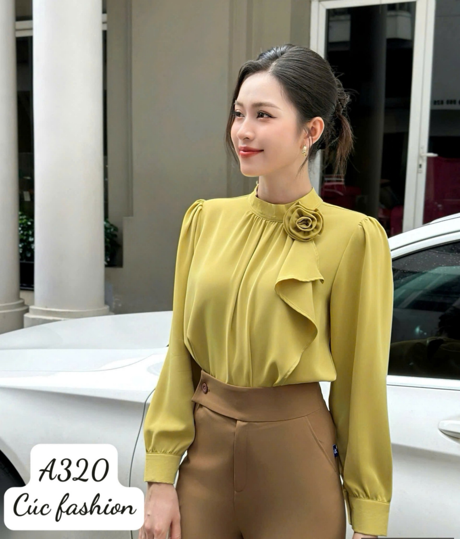 A320 Áo nhún cổ đính hoa