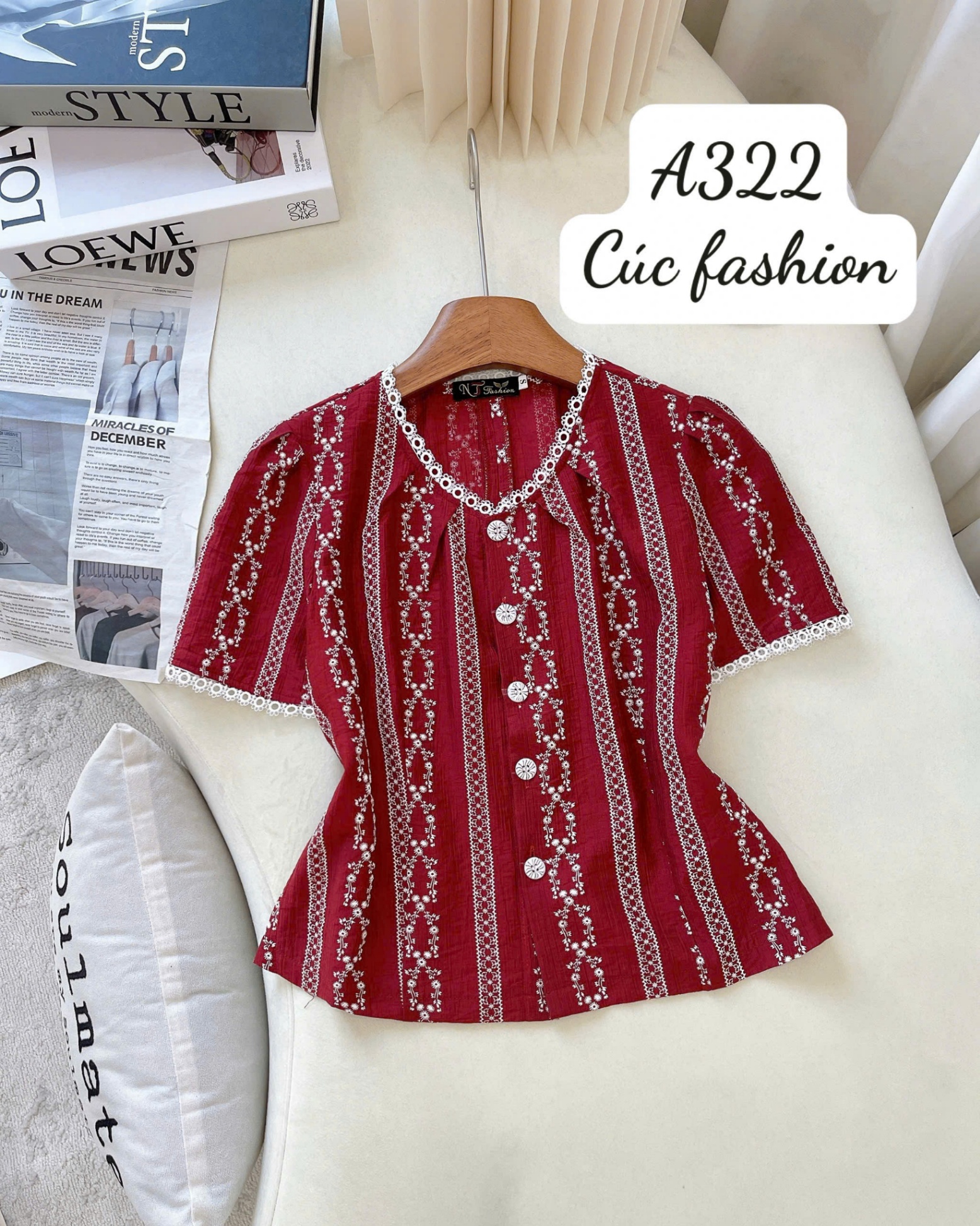A322 Áo sơ mi họa tiết cổ tròn