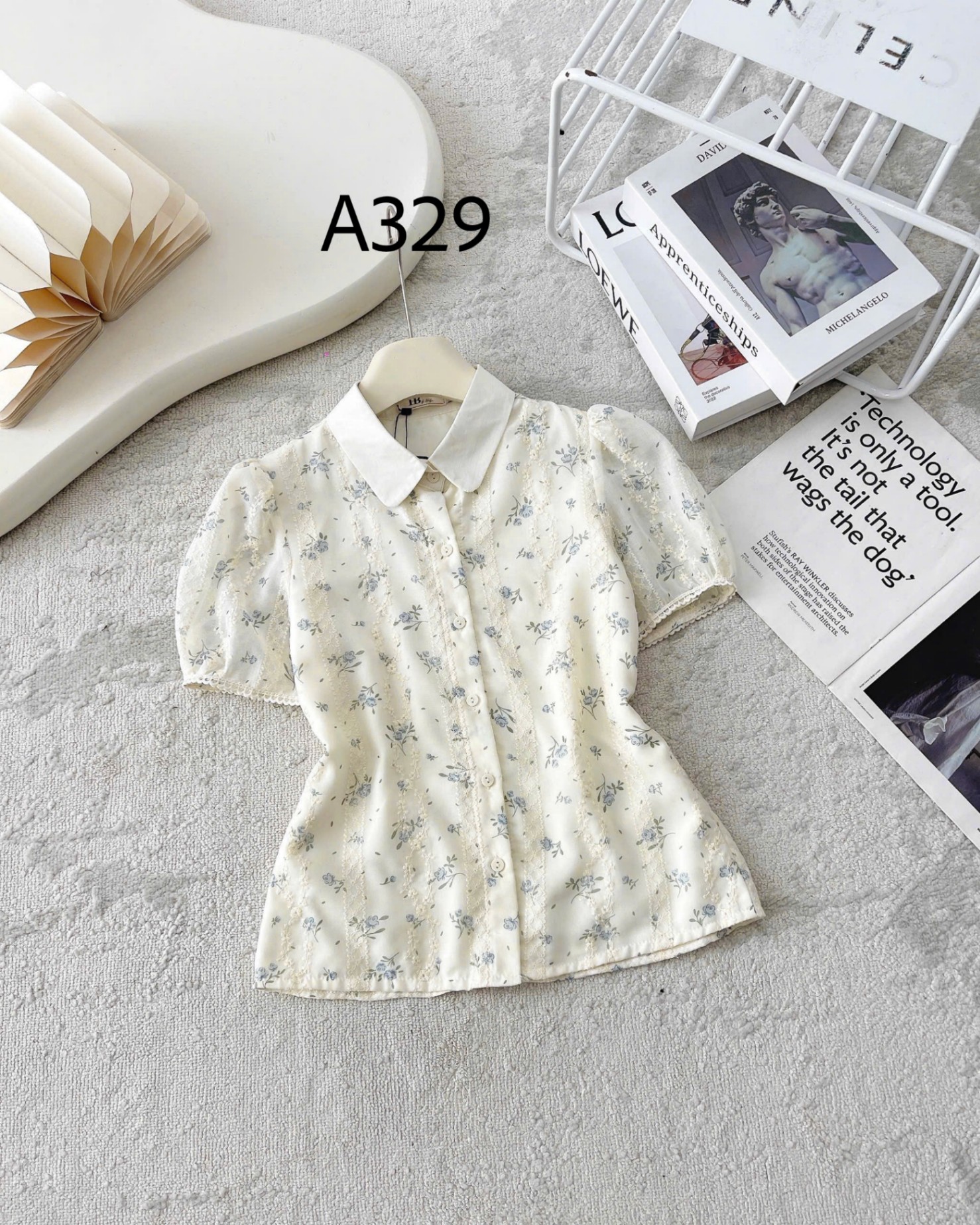 A329 Ao sơ mi cổ sen hoa nhí
