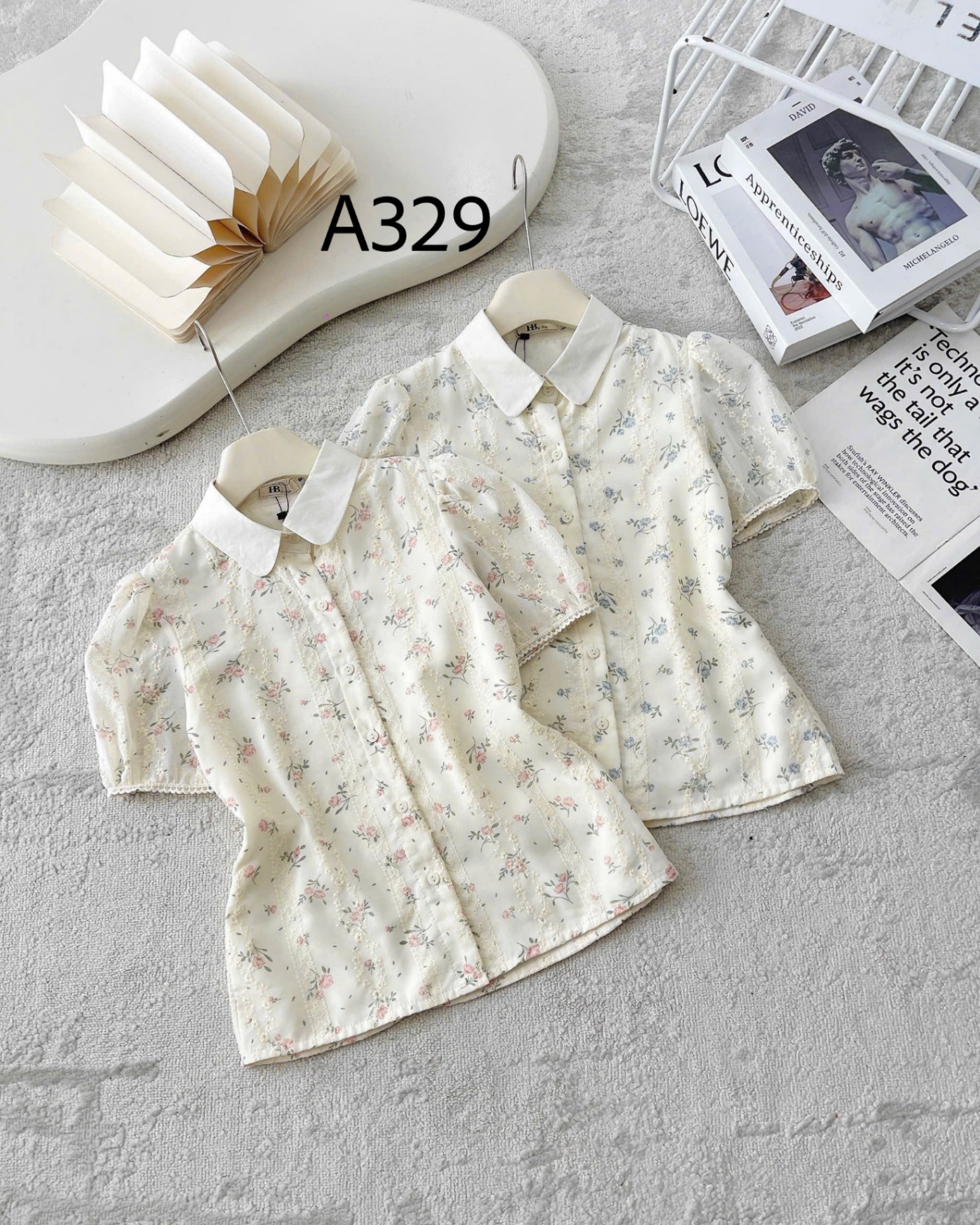 A329 Ao sơ mi cổ sen hoa nhí