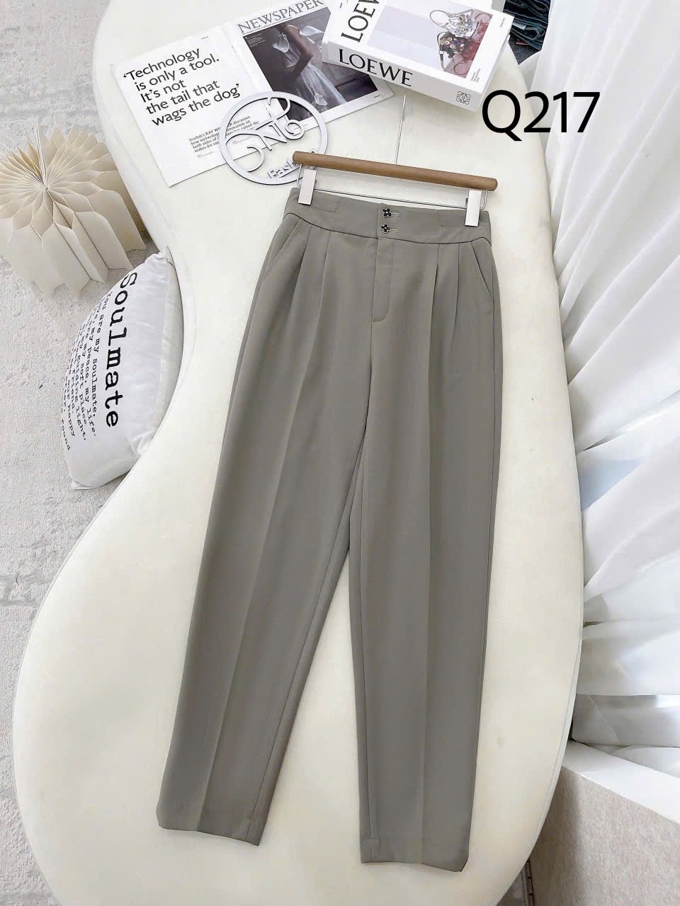 Q217 Quần baggy hai cúc hoa