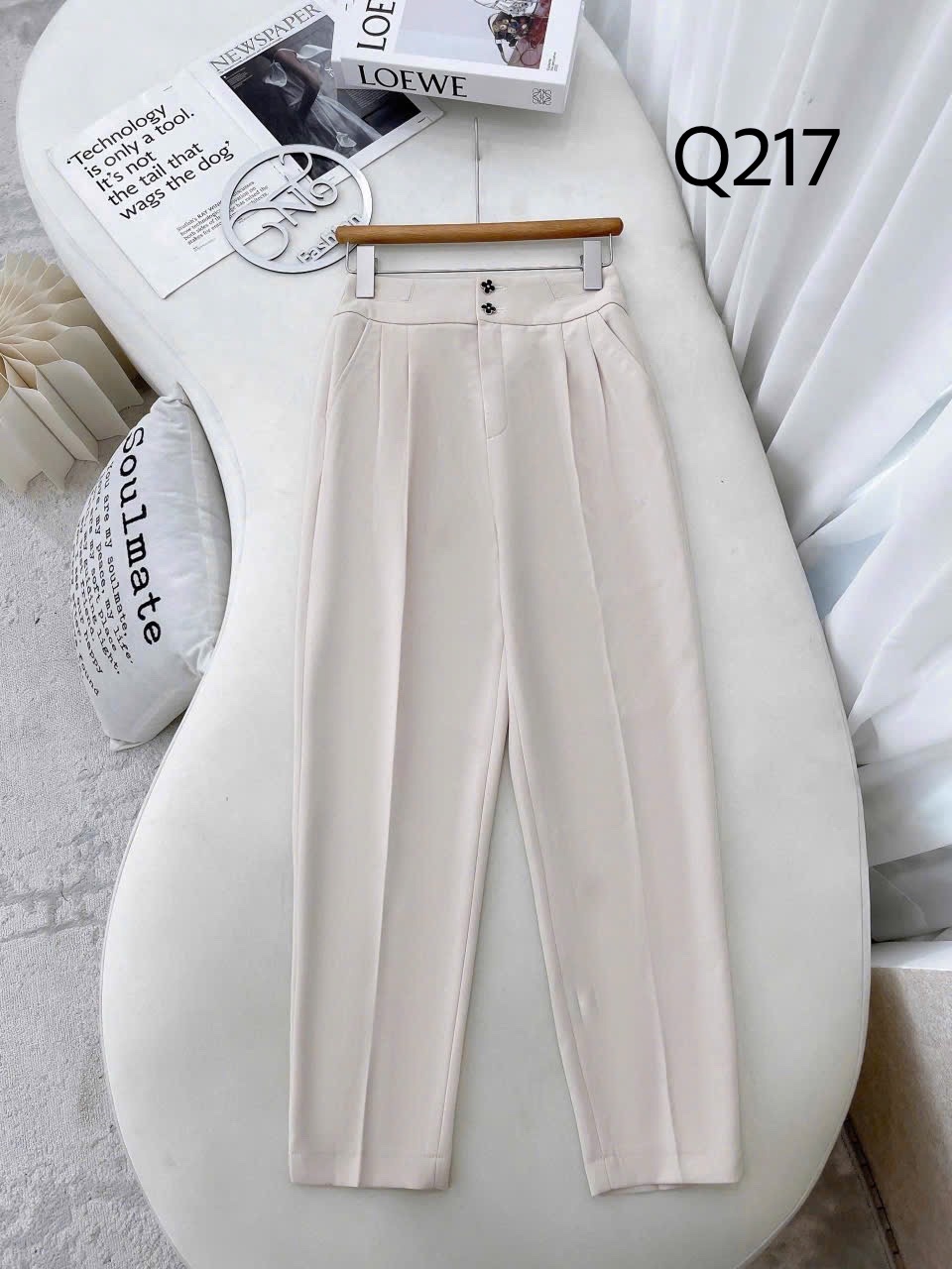 Q217 Quần baggy hai cúc hoa
