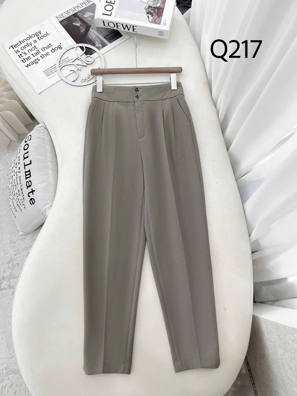 Q217 Quần baggy hai cúc hoa