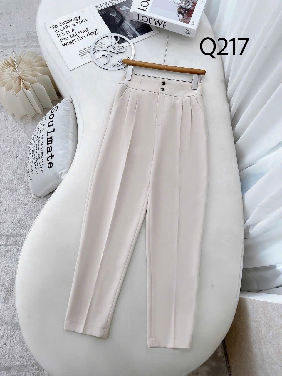 Q217 Quần baggy hai cúc hoa