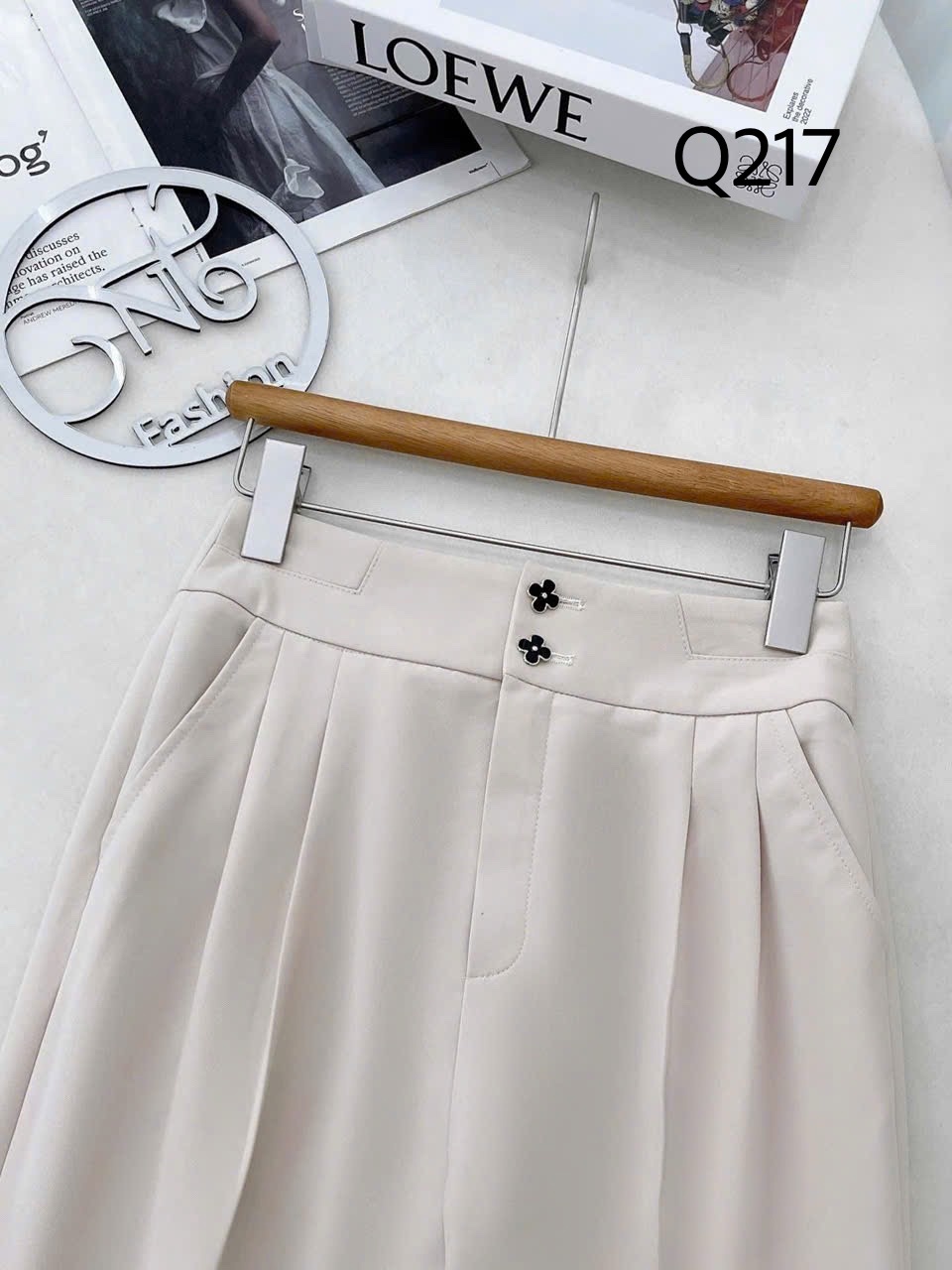 Q217 Quần baggy hai cúc hoa