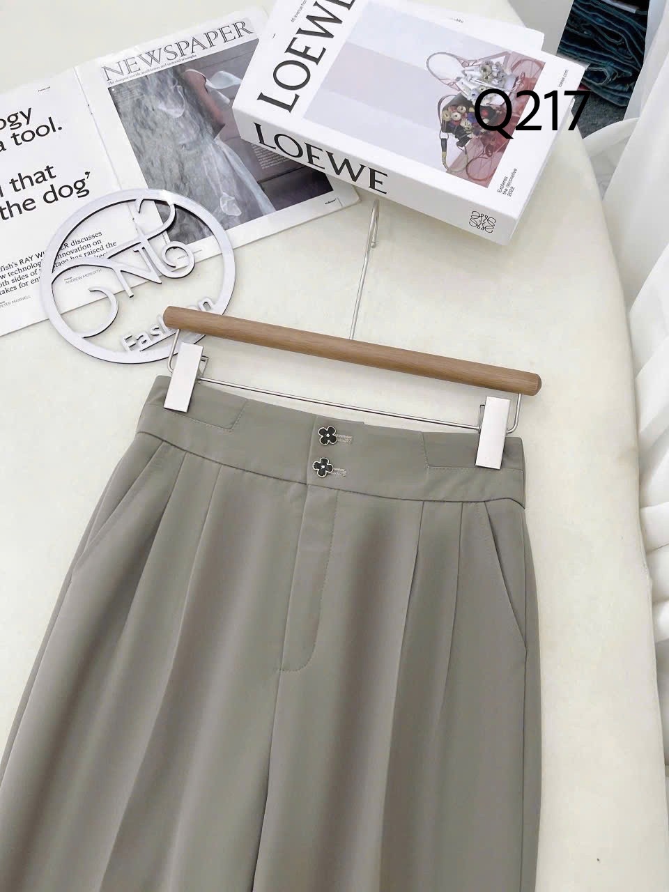 Q217 Quần baggy hai cúc hoa