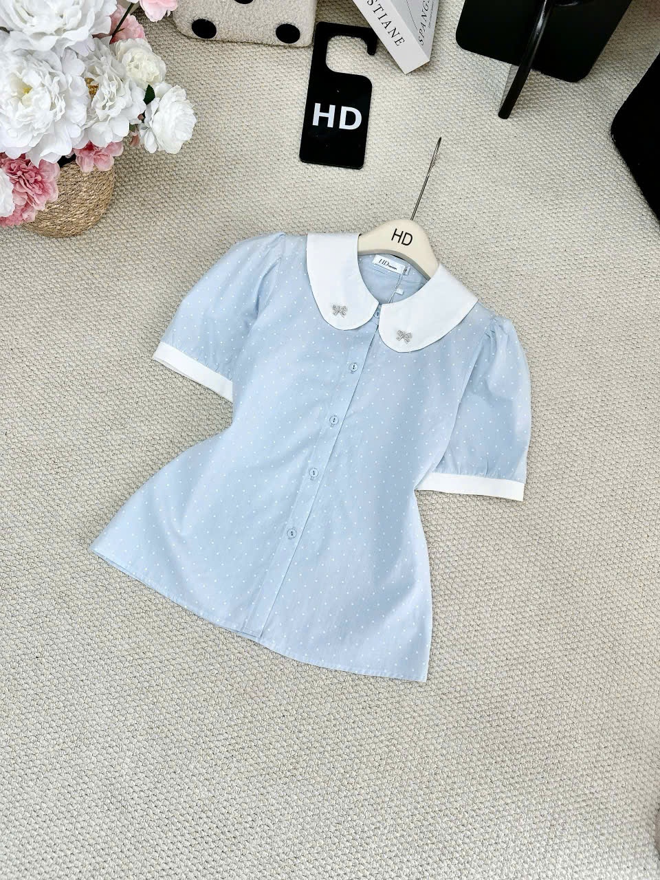 A333 Áo sơ mi chấm bi tag nơ