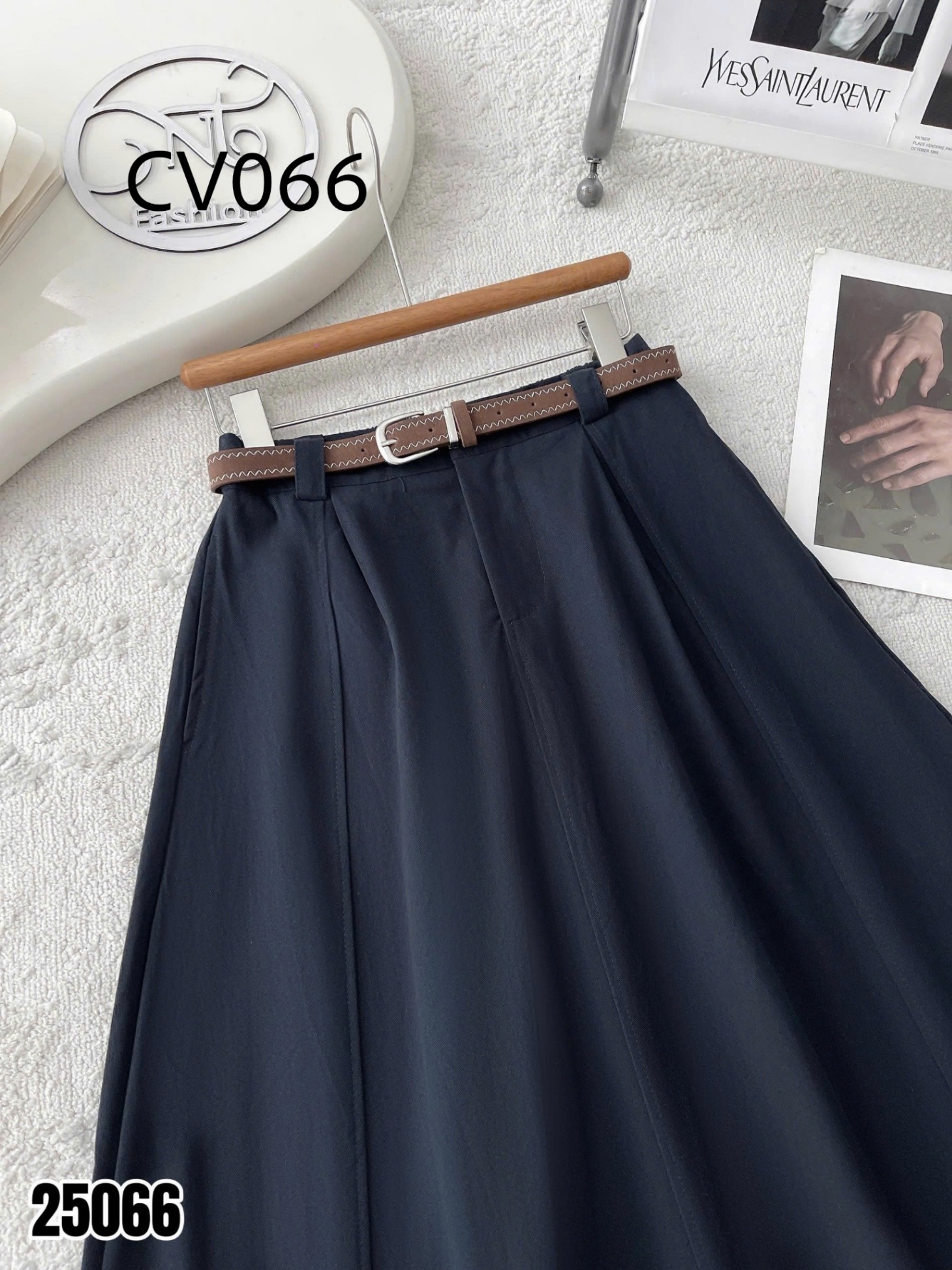 CV066 Chân váy xòe kèm đai