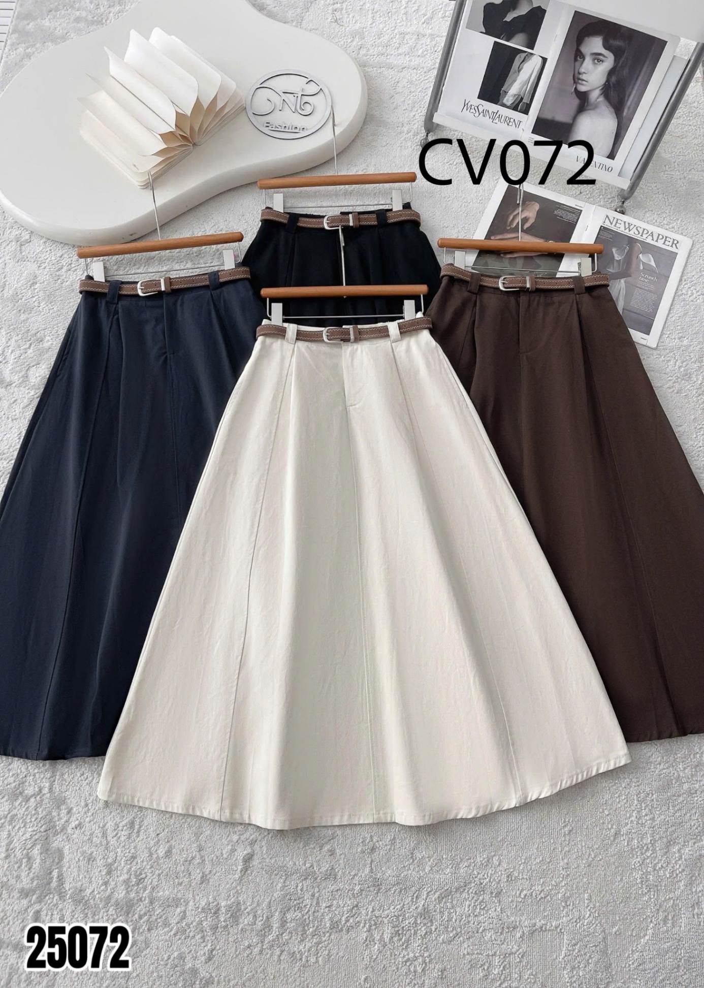 CV072 Chân váy xòe kèm đai khăn