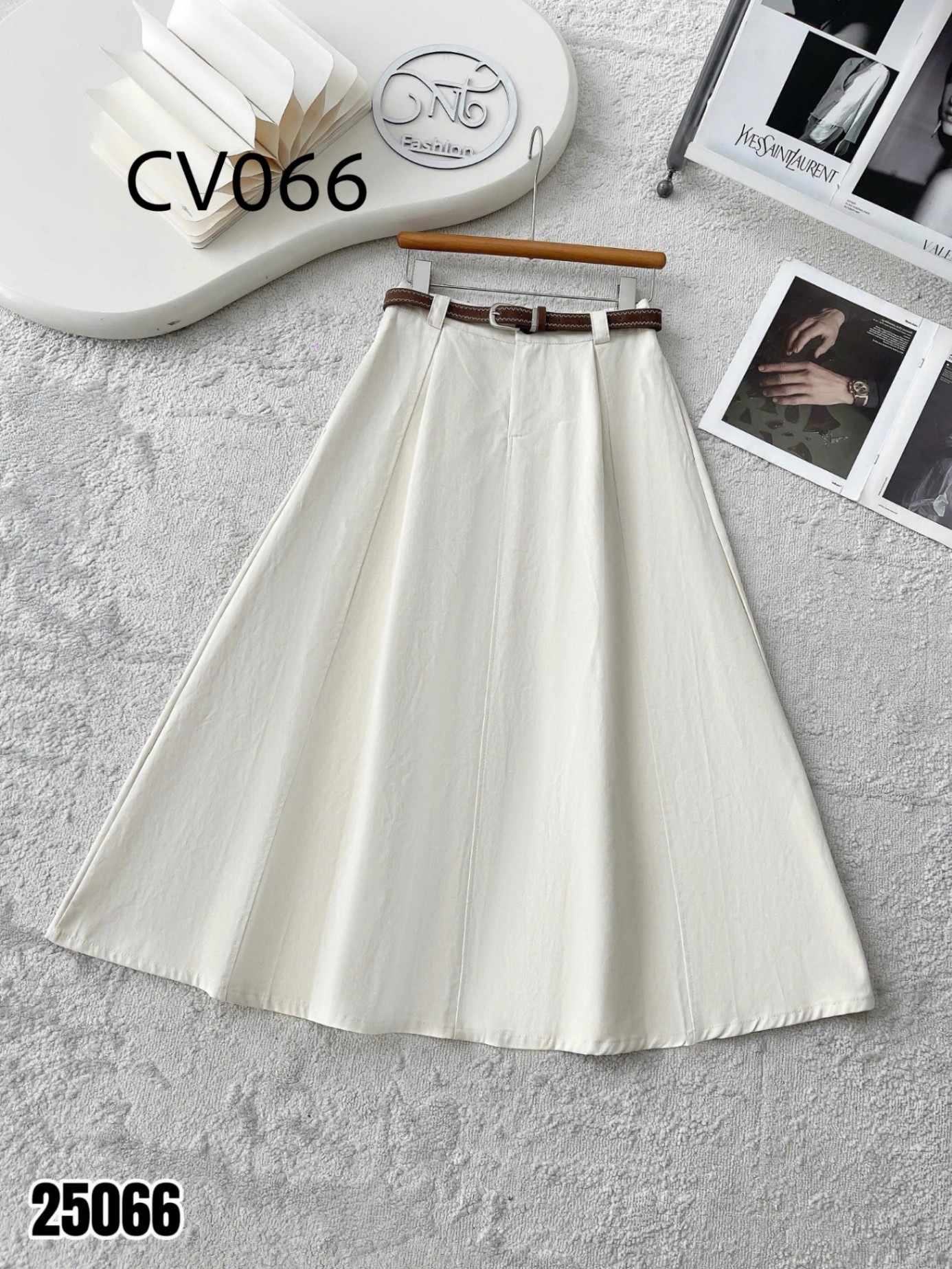 CV066 Chân váy xòe kèm đai