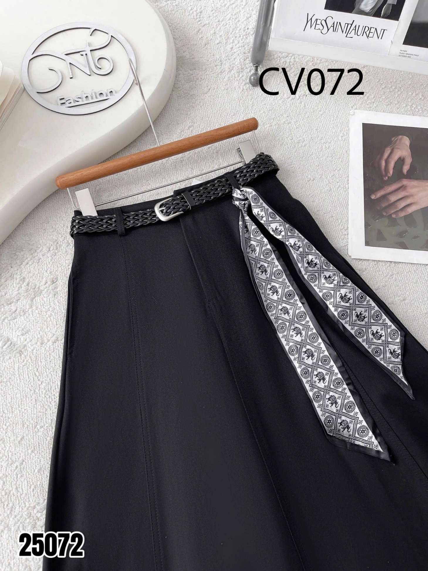 CV072 Chân váy xòe kèm đai khăn