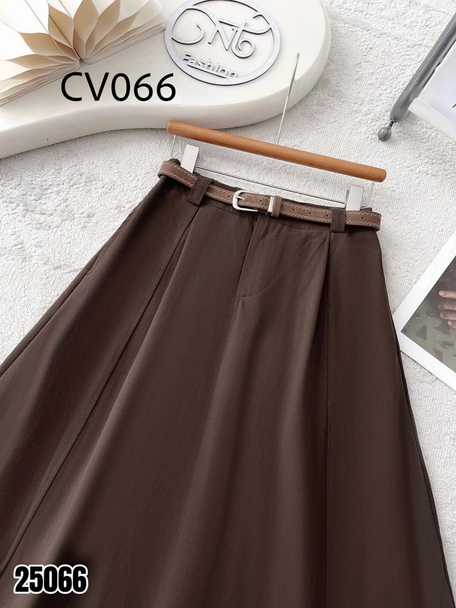 CV066 Chân váy xòe kèm đai