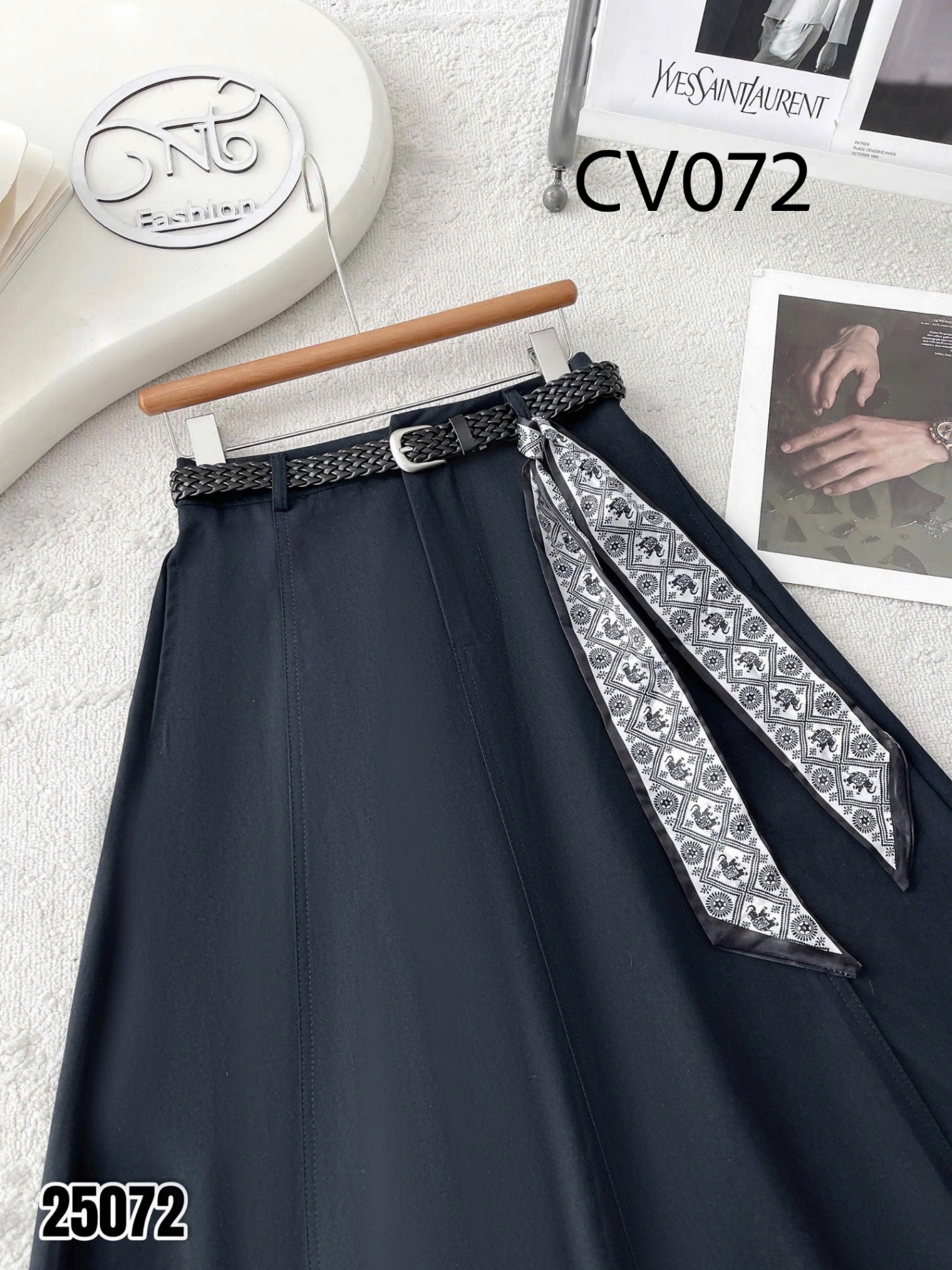 CV072 Chân váy xòe kèm đai khăn
