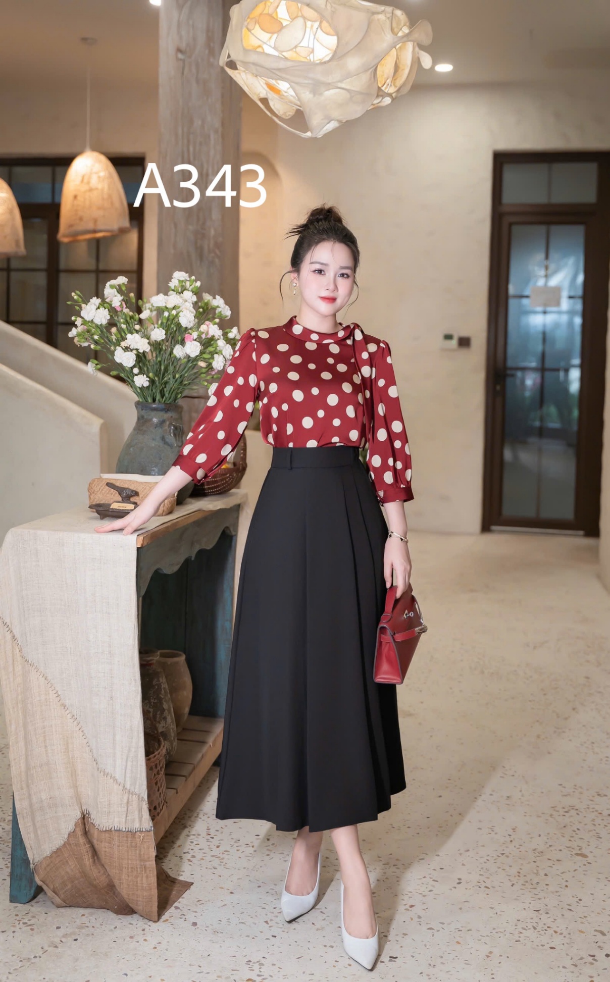 A343 Áo chấm bi tay lỡ nơ lệch