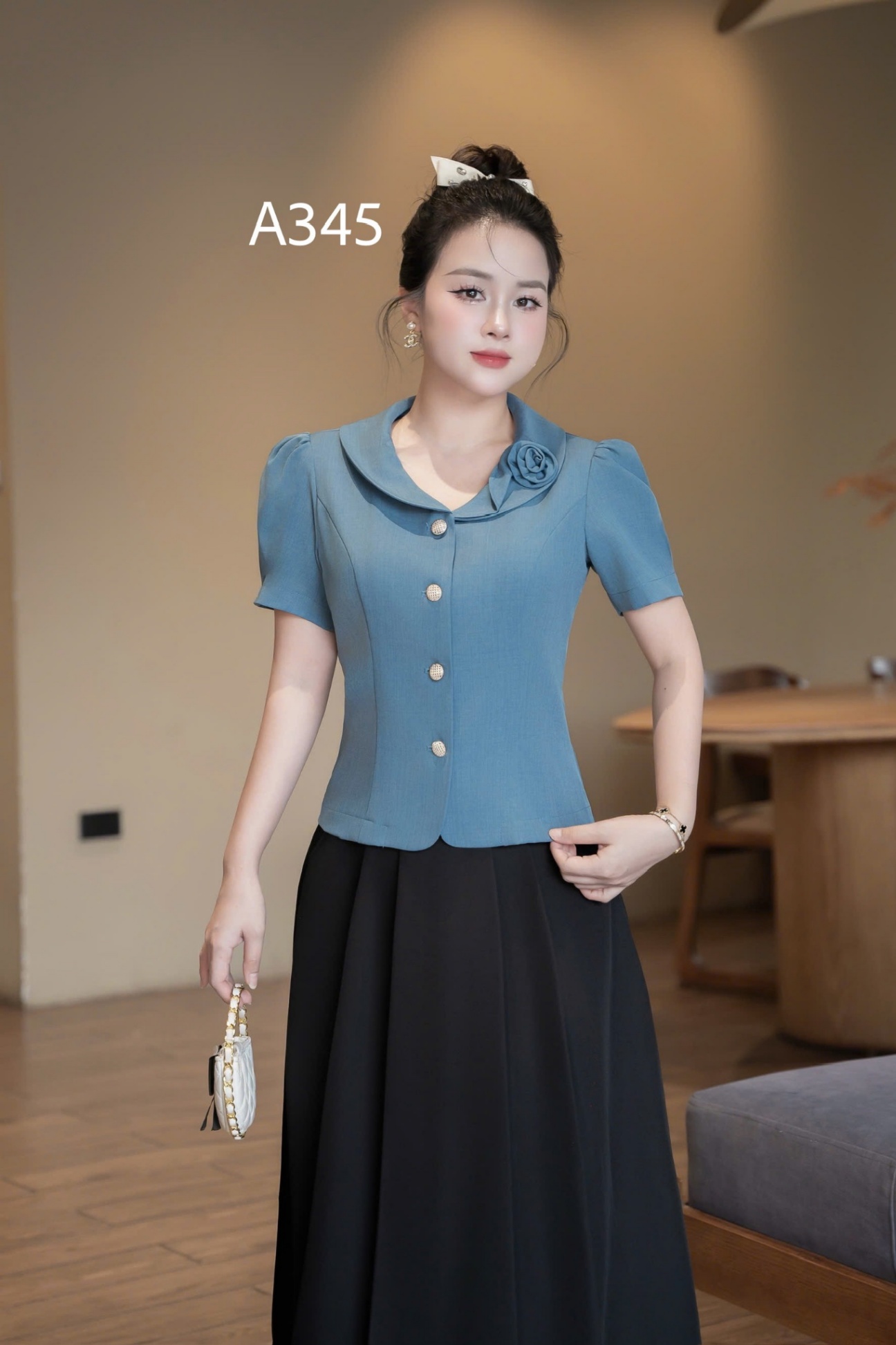 A345 Áo kí giả cổ hoa