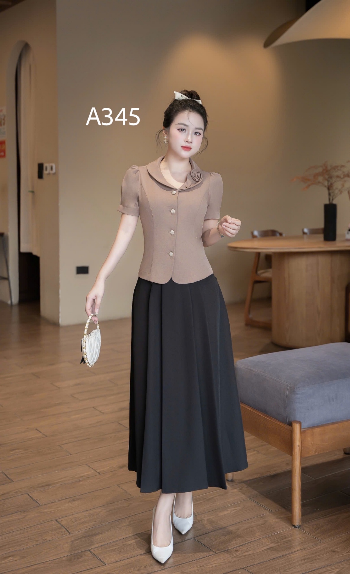 A345 Áo kí giả cổ hoa