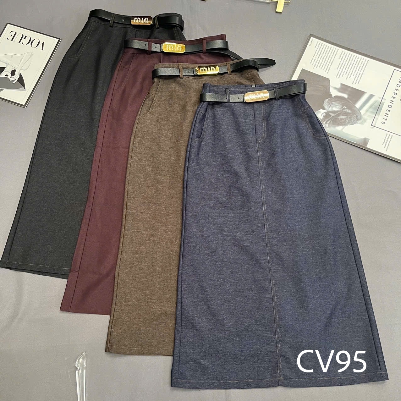 CV95 Chân váy A xuông kèm đai min