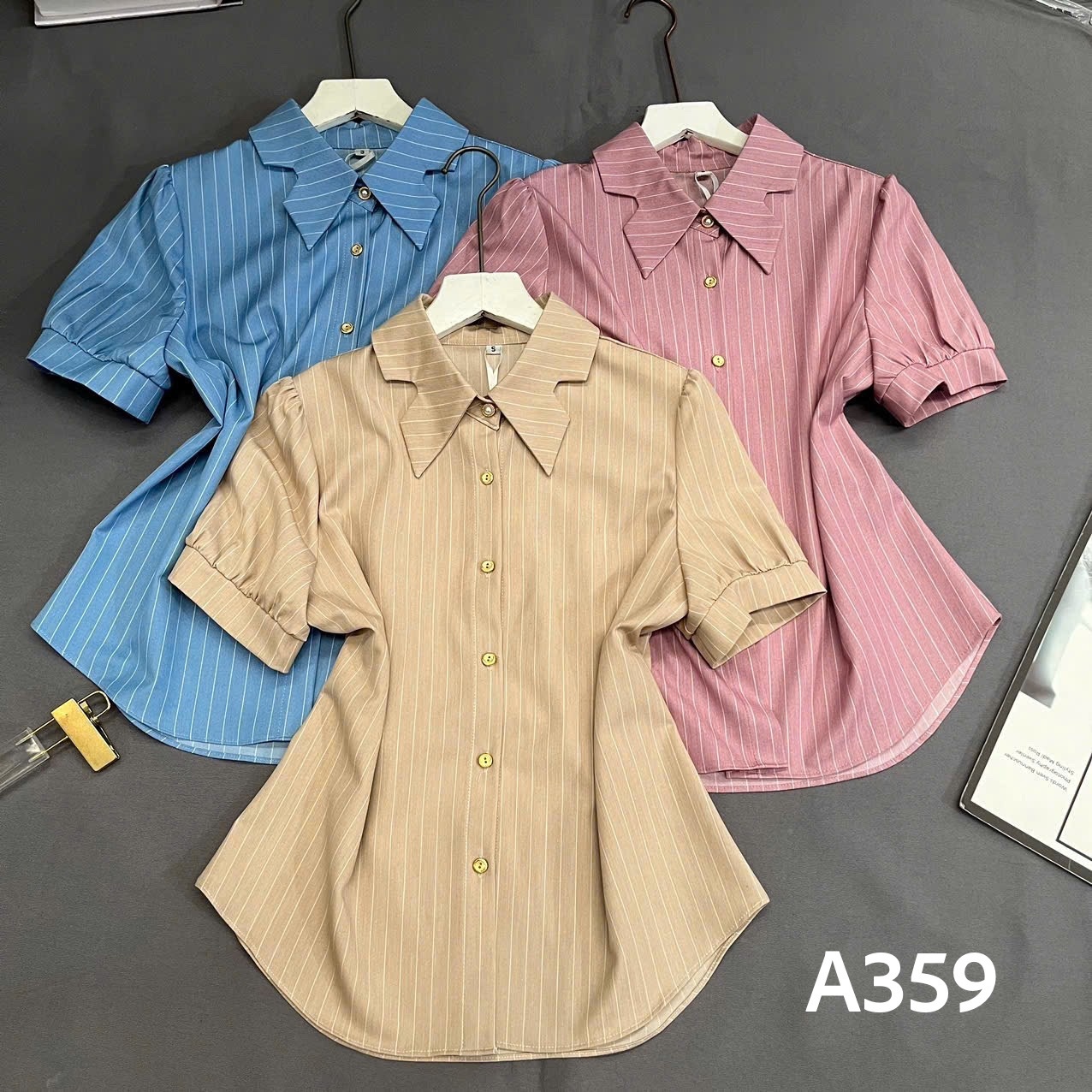 A359 Áo sơ mi cổ xẻ