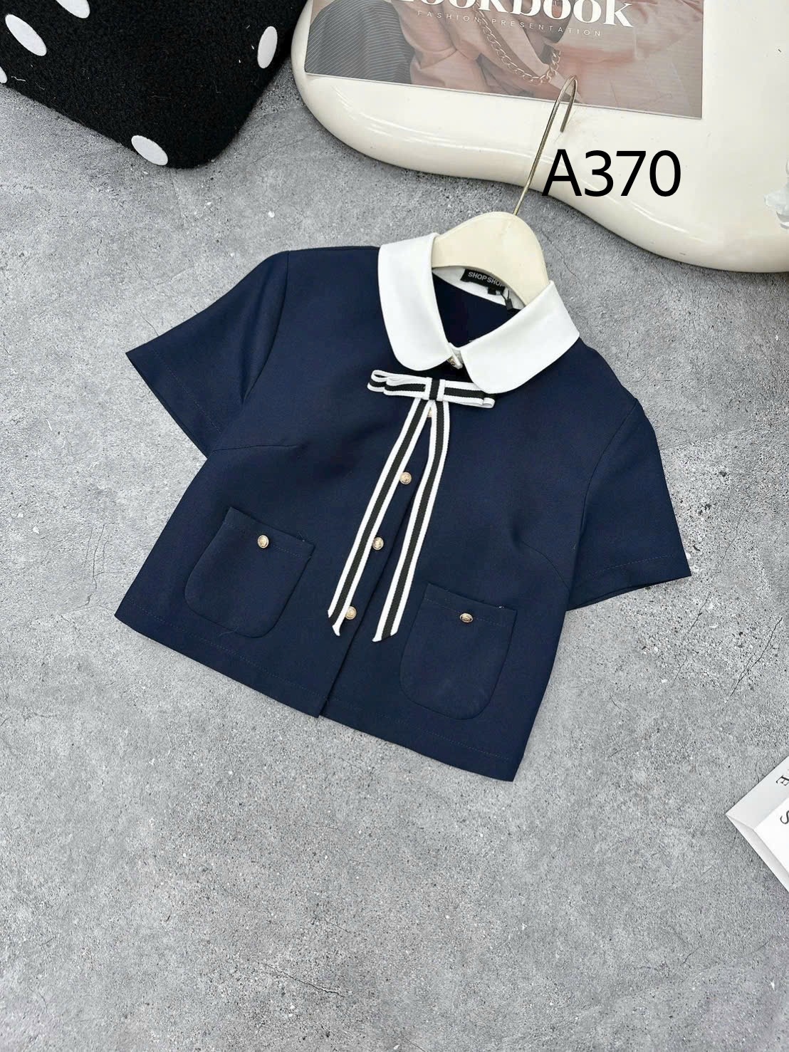 A370 Áo sơ mi nơ phối