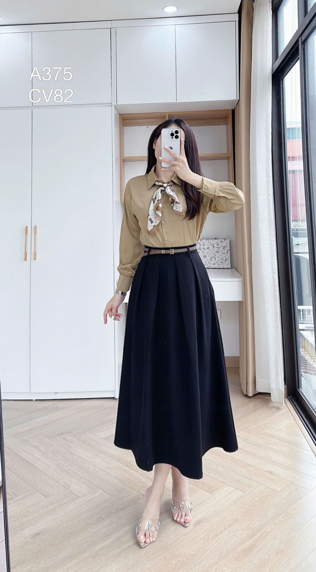 A375 áo lụa dài tay kèm khăn