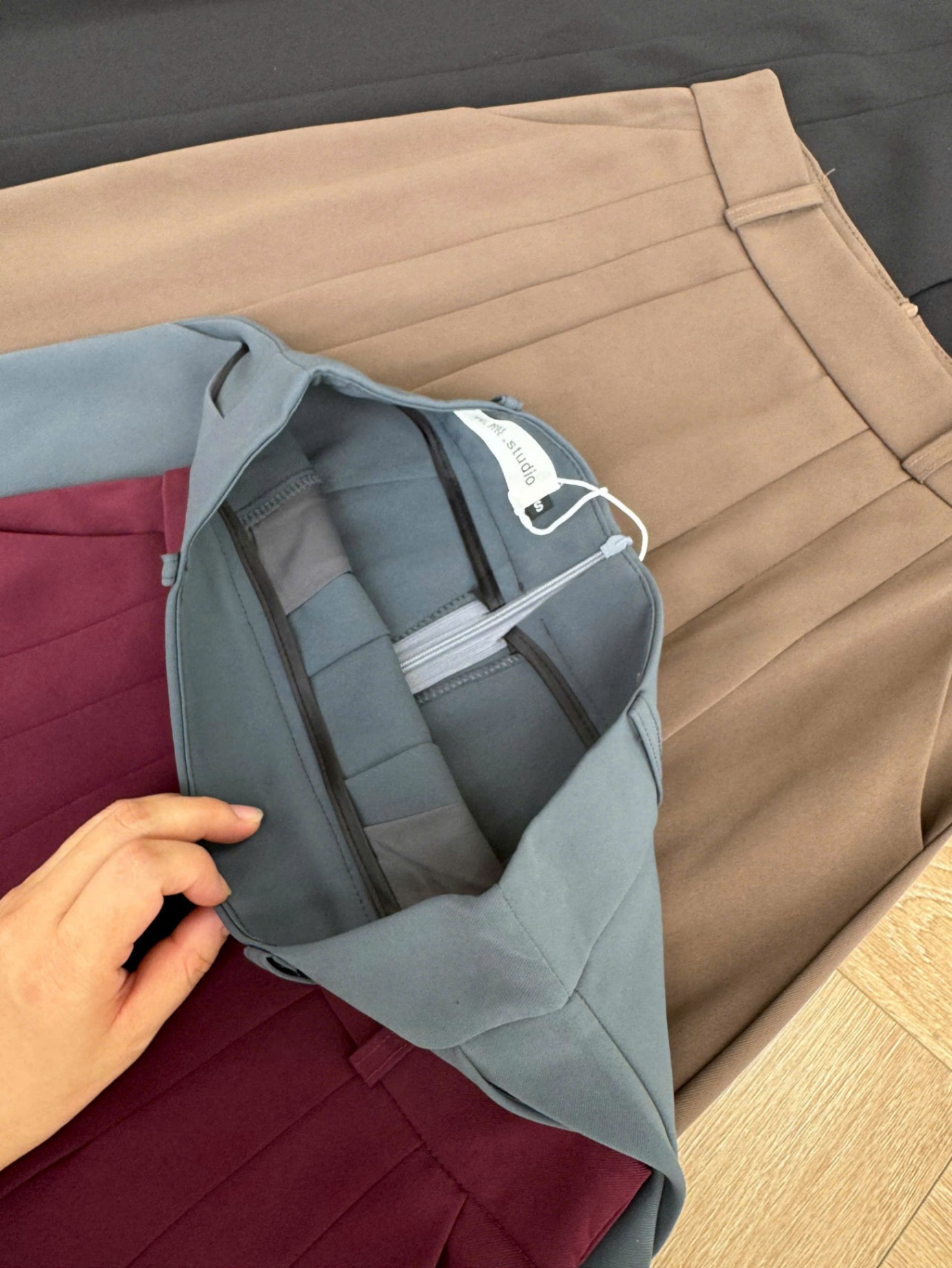 CV99 Chân váy xòe xếp ly dài 83cm