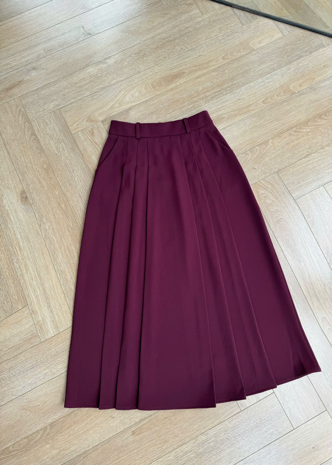 CV99 Chân váy xòe xếp ly dài 83cm