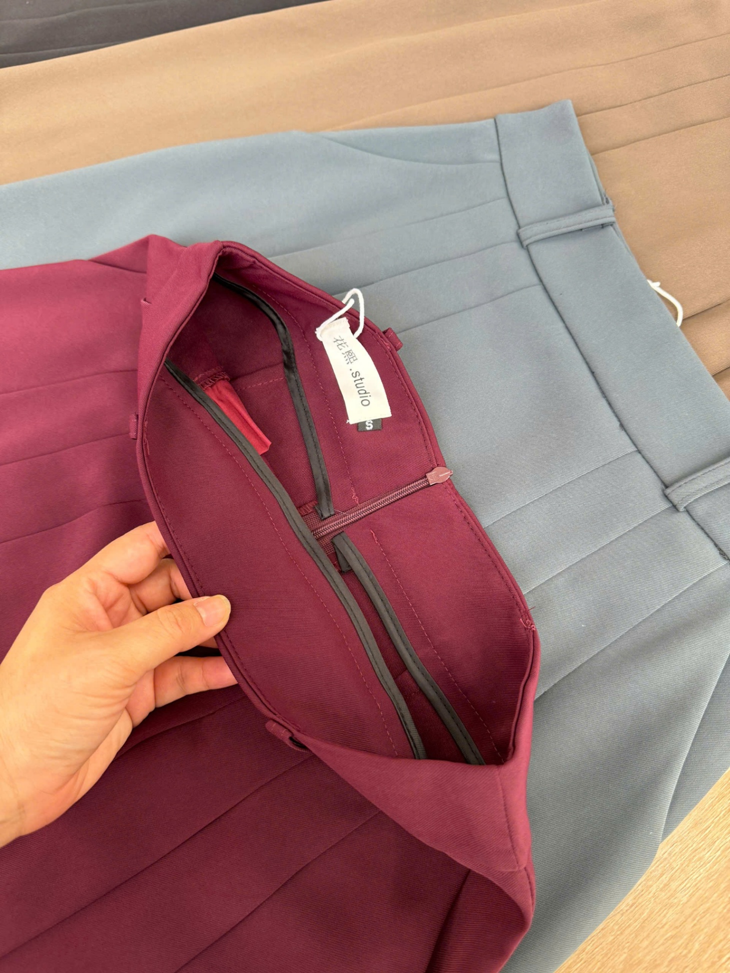 CV99 Chân váy xòe xếp ly dài 83cm