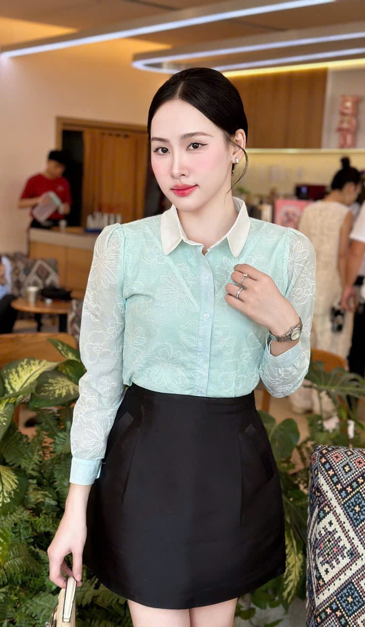 A357 Áo dài tay vân hoa