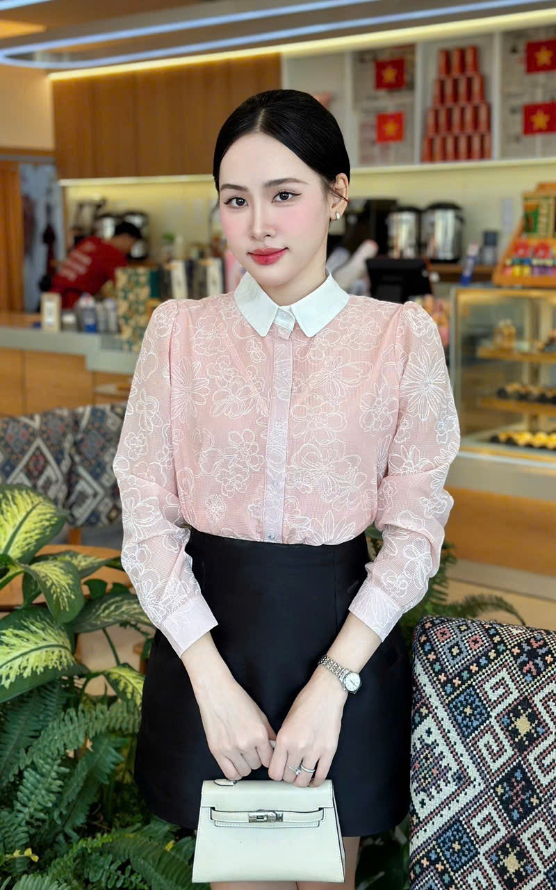 A357 Áo dài tay vân hoa
