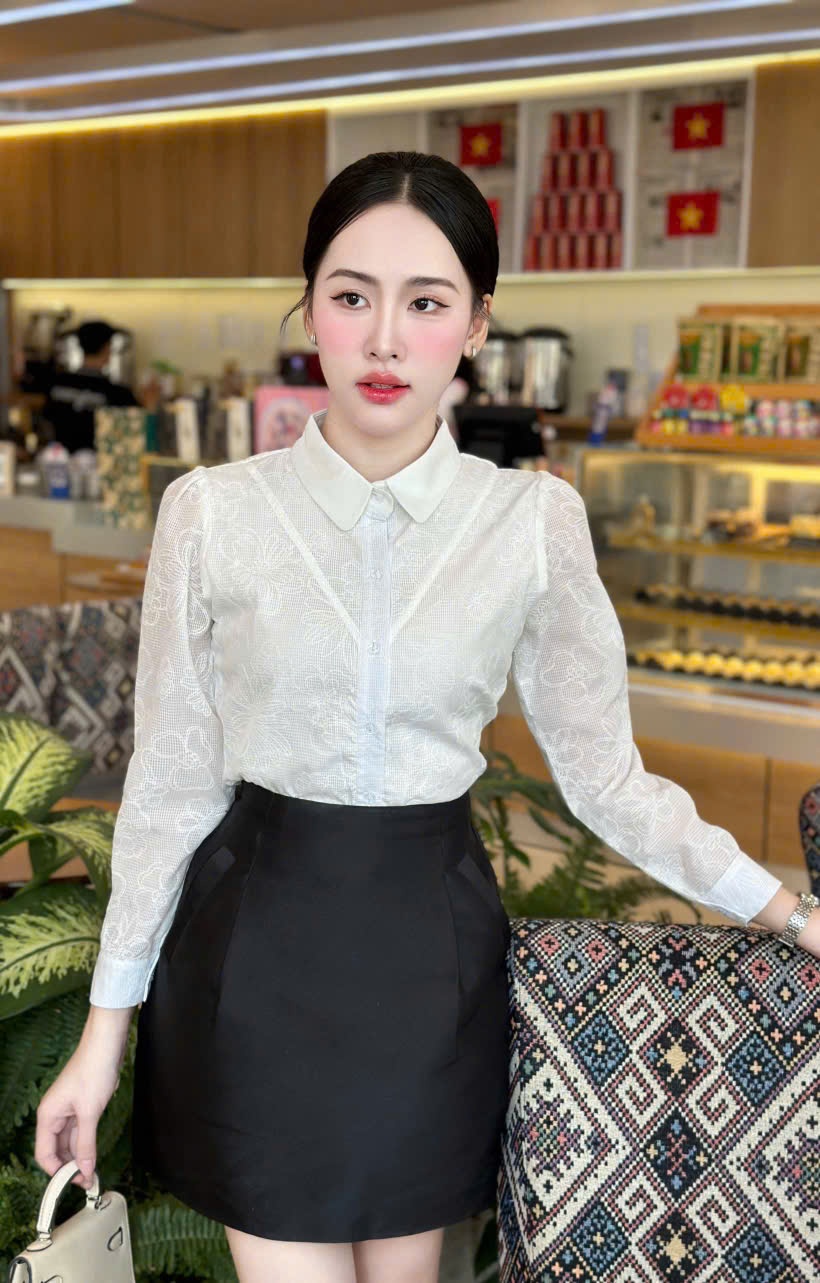 A357 Áo dài tay vân hoa