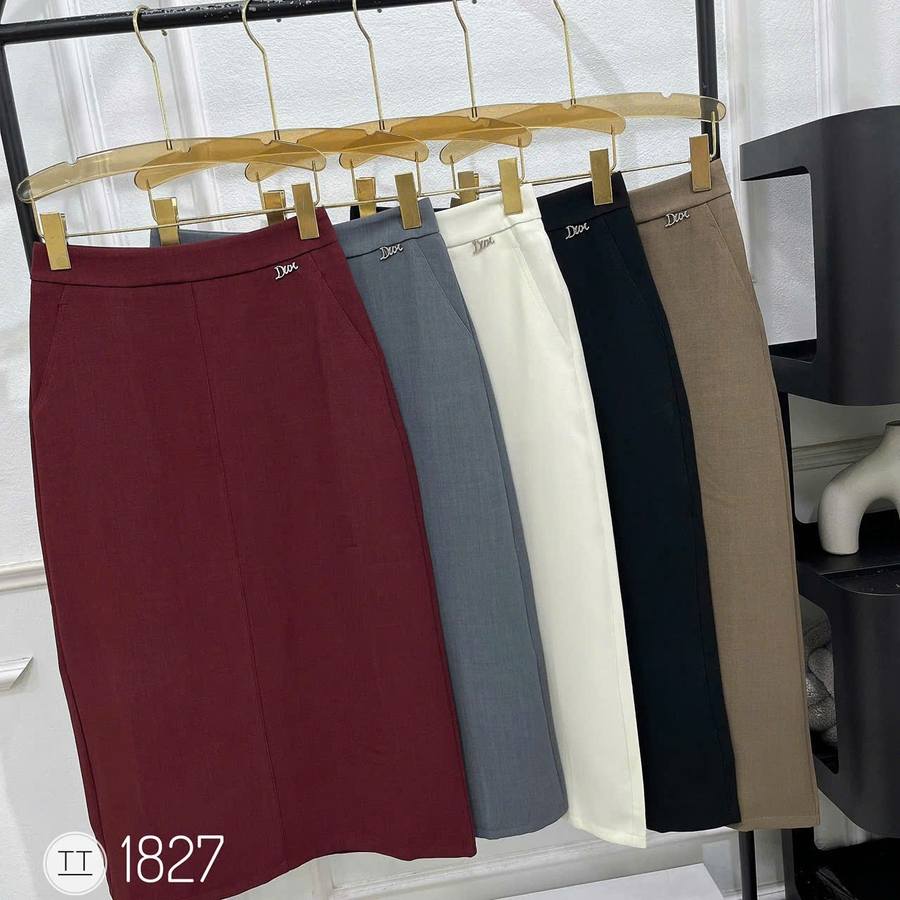 CV1827 Chân váy xuông tag dior