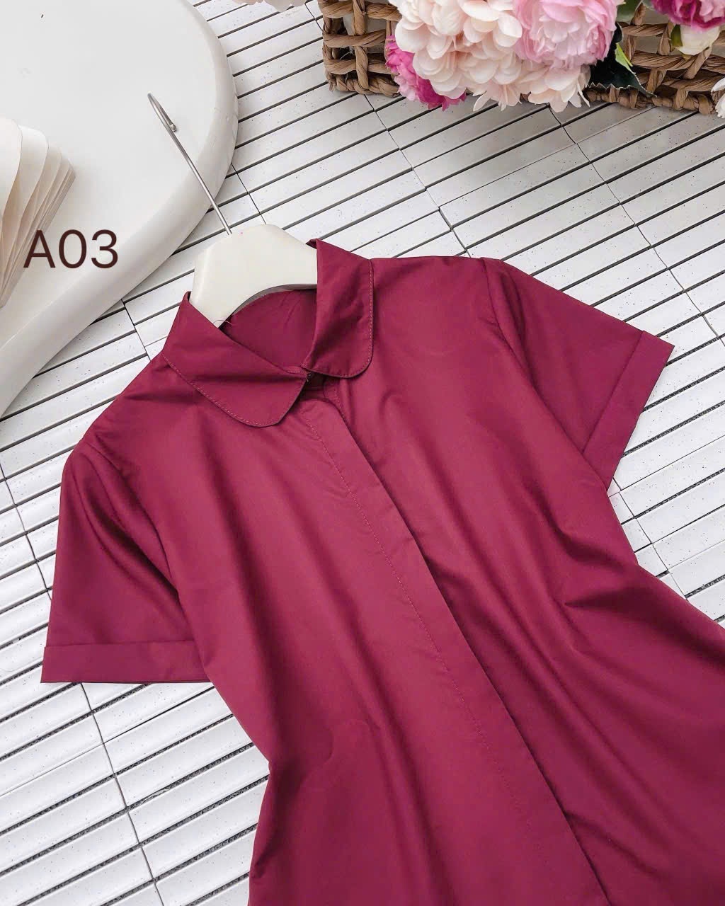 A03 áo trắng cổ sen